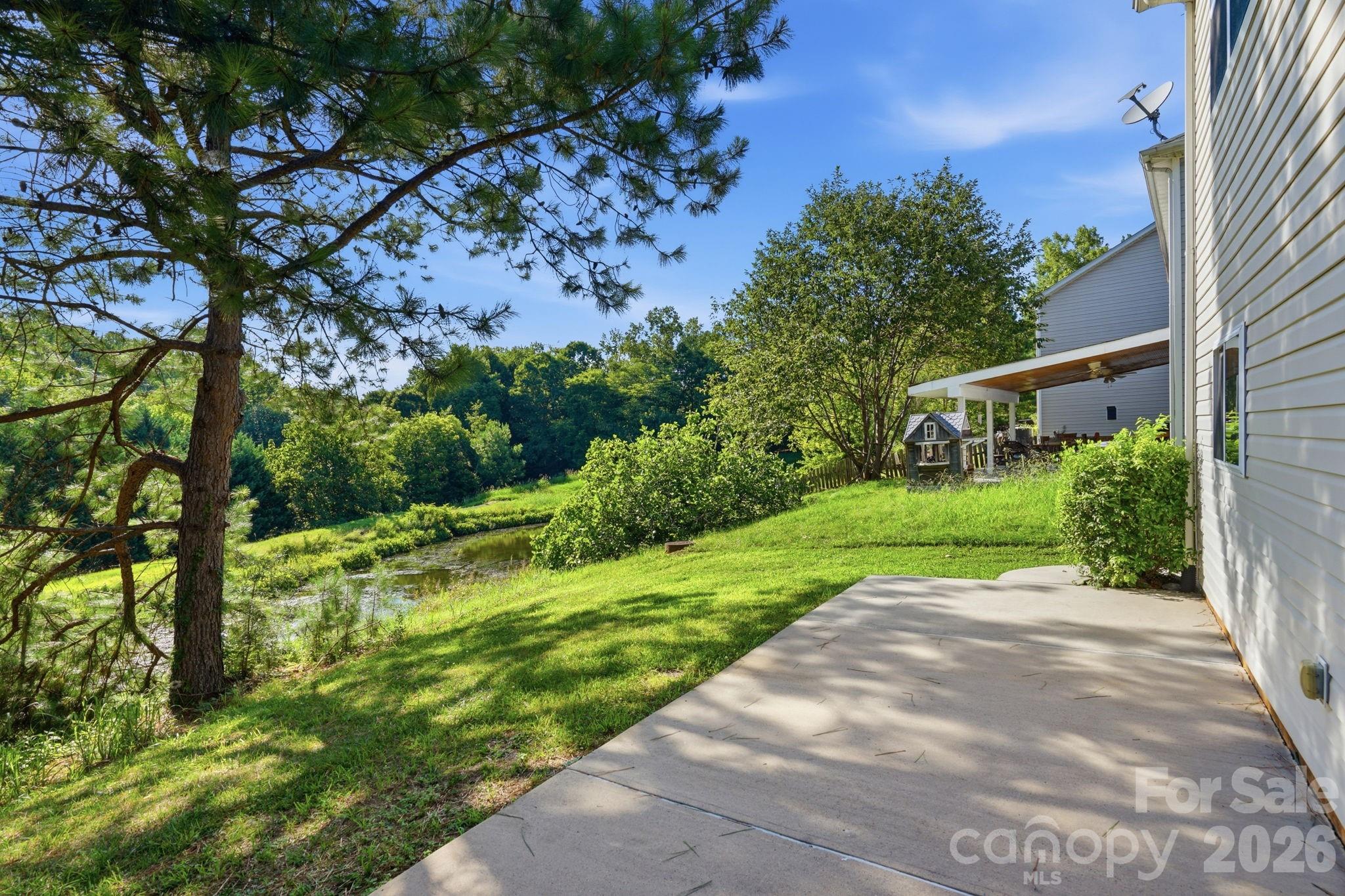9237 Seamill Road — Charlotte