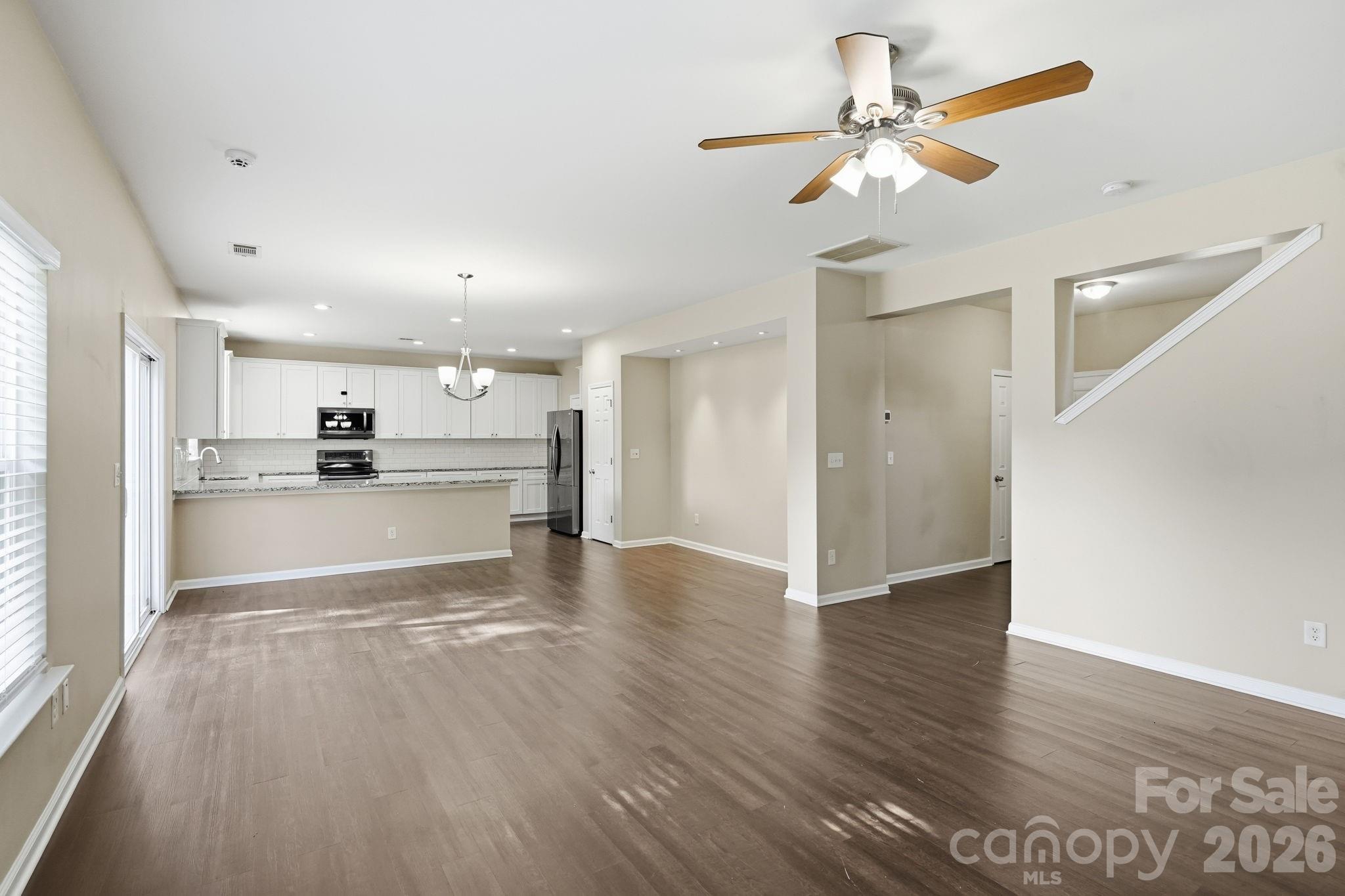 9237 Seamill Road — Charlotte