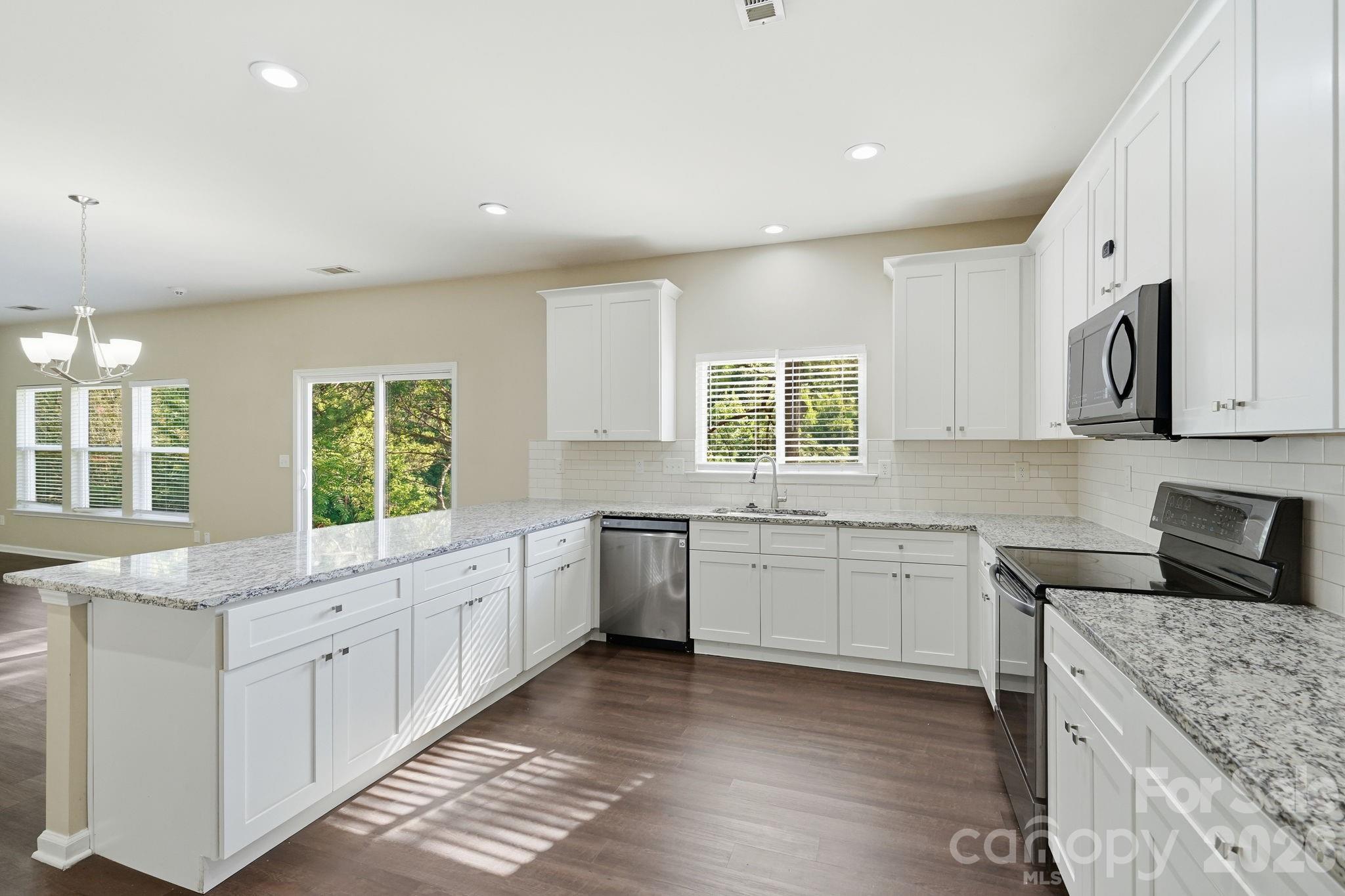 9237 Seamill Road — Charlotte