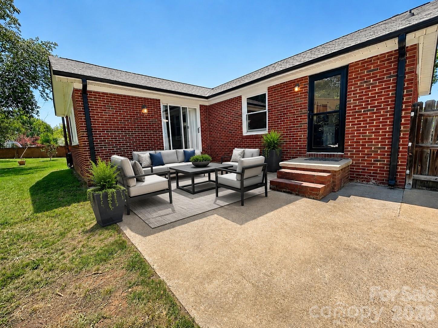 7113 Sterncrest Place — Charlotte