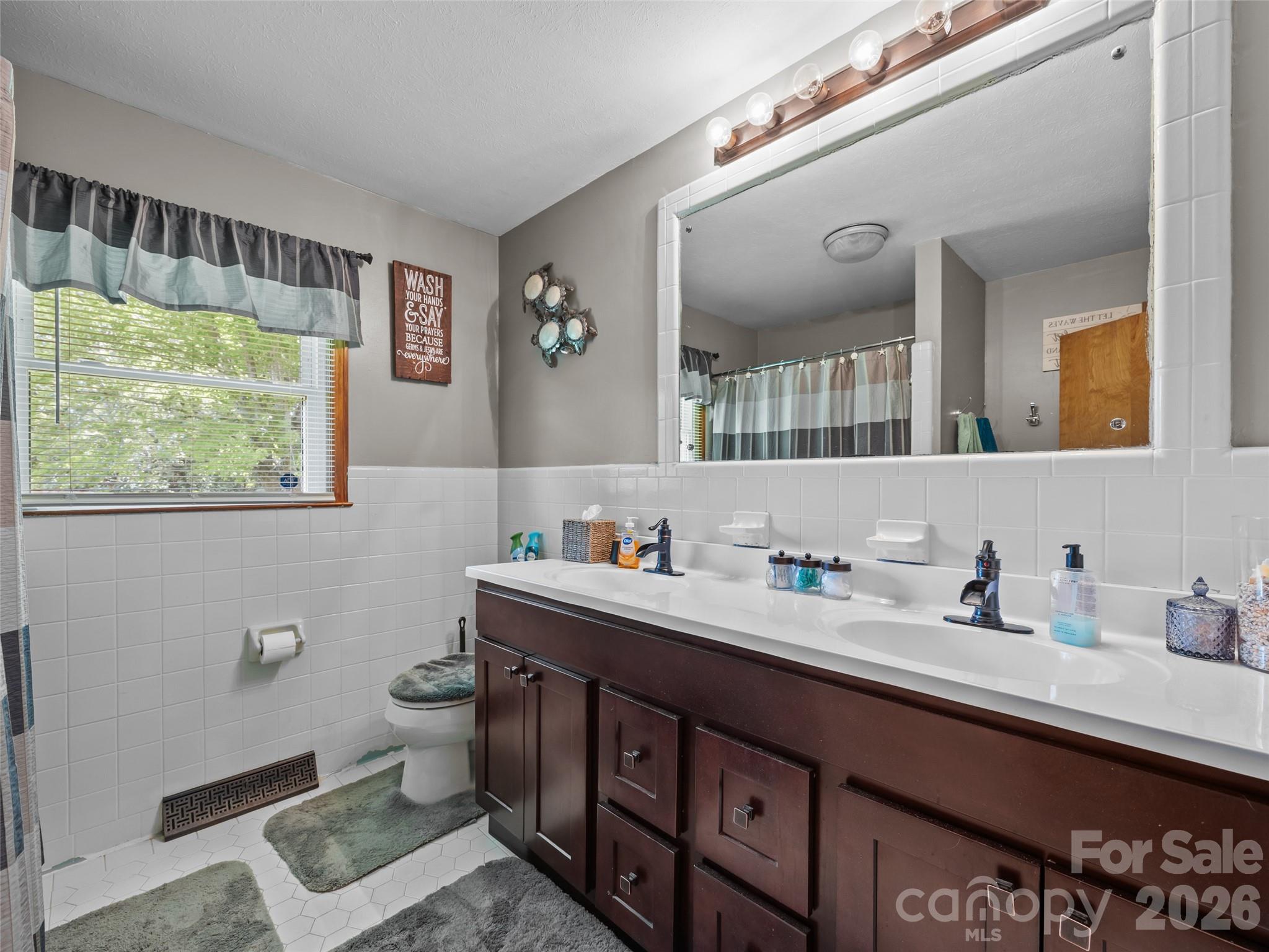 50 Baldwin Road — Arden
