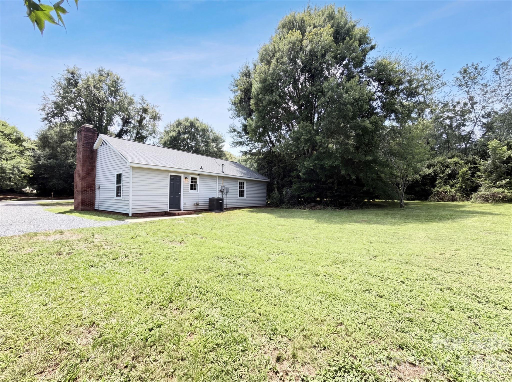 6912 Fieldlark Lane — Charlotte