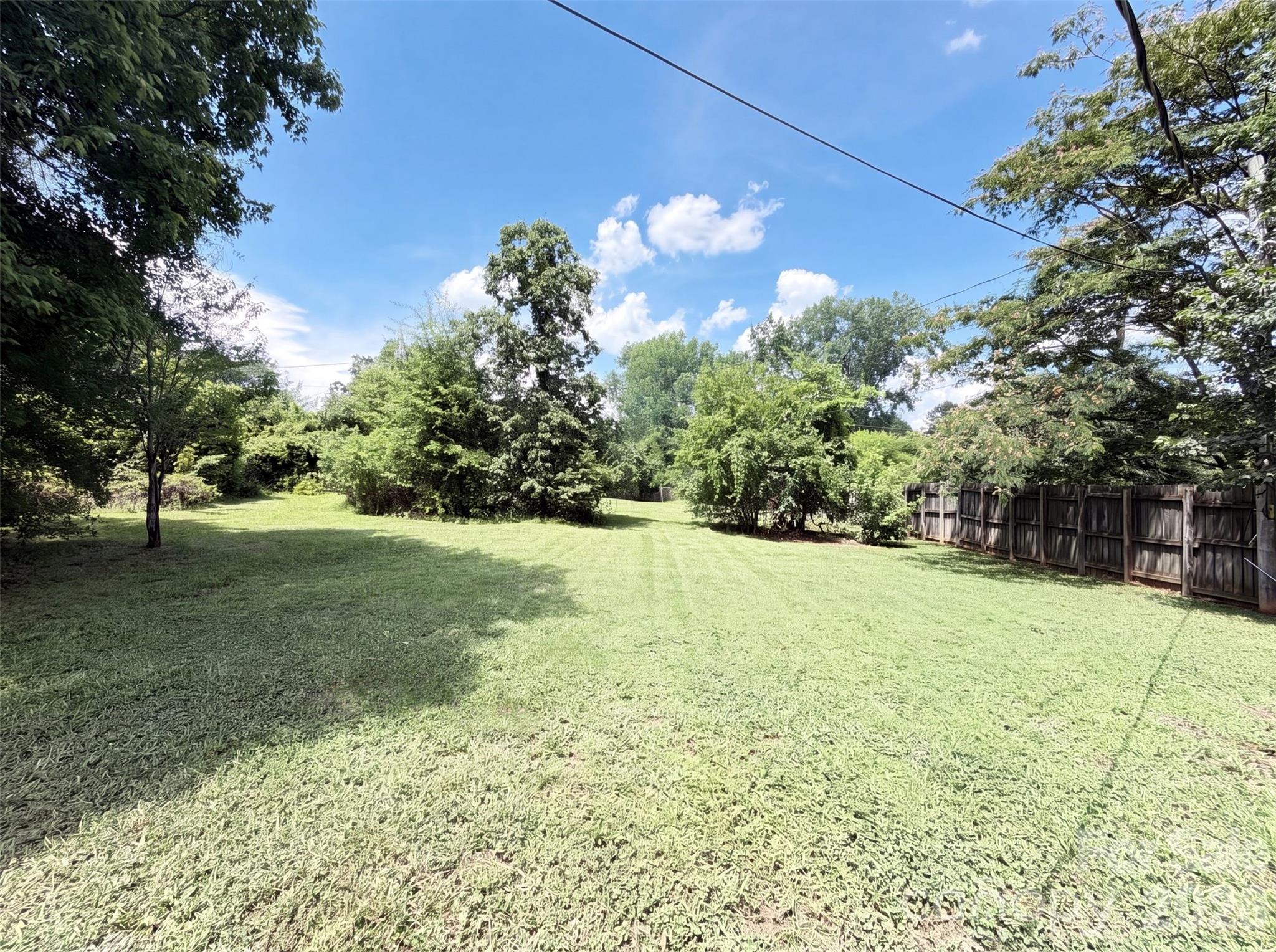 6912 Fieldlark Lane — Charlotte