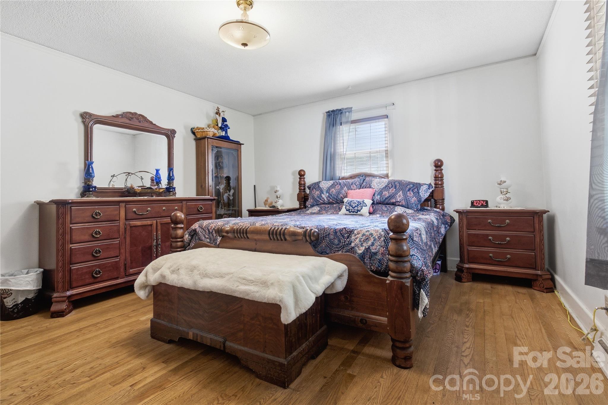 828 Ferry Road — Forest City