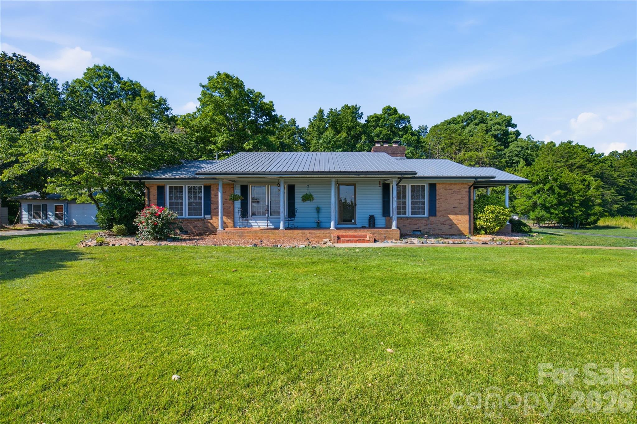 828 Ferry Road — Forest City
