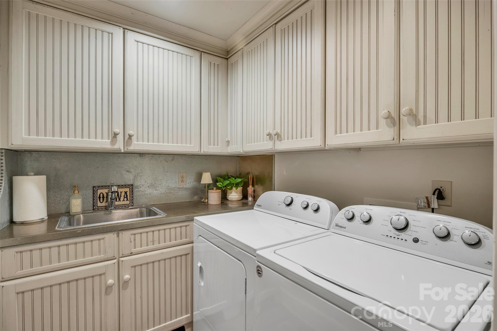 2214 La Maison Drive — Charlotte