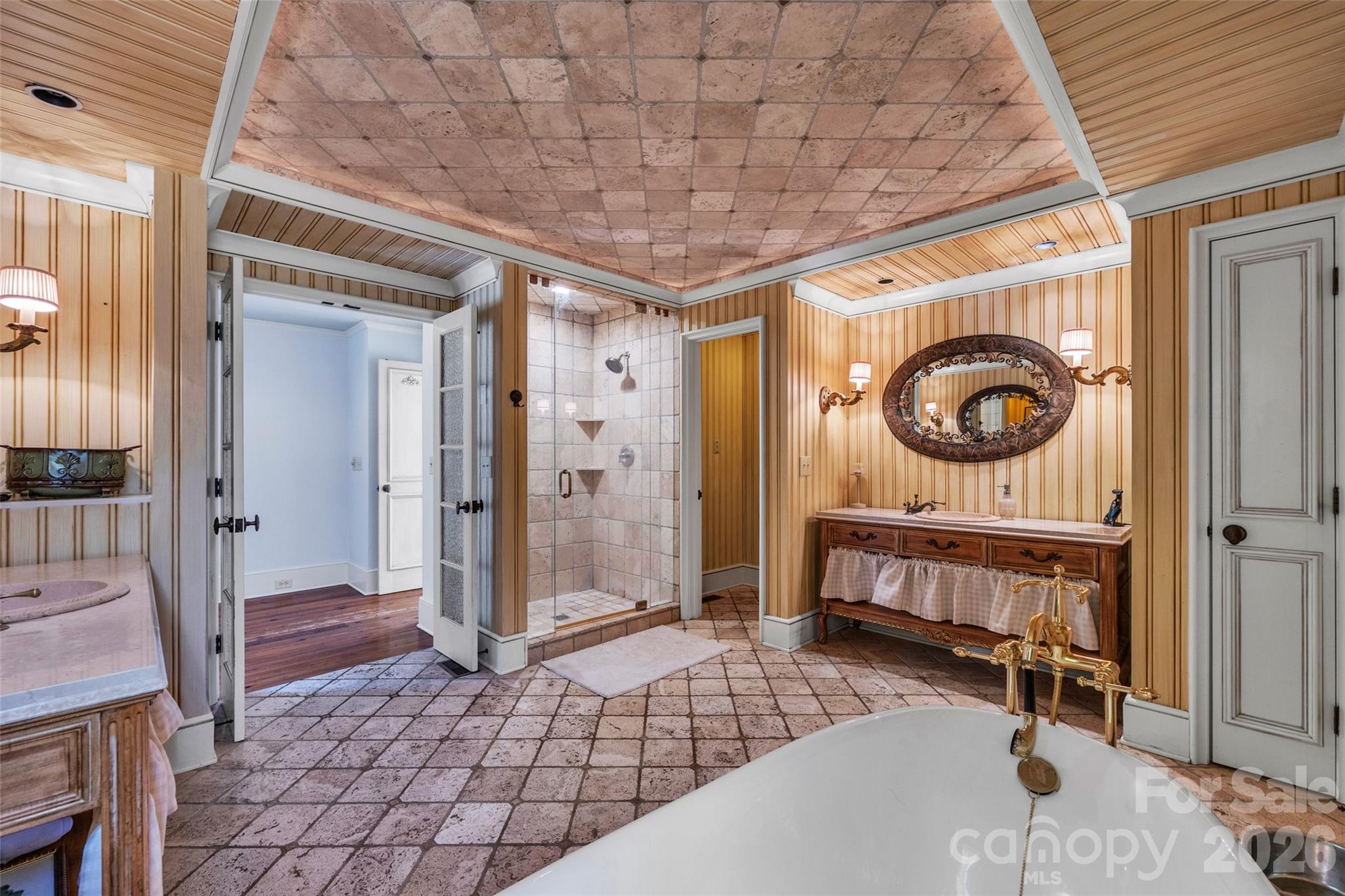 2214 La Maison Drive — Charlotte