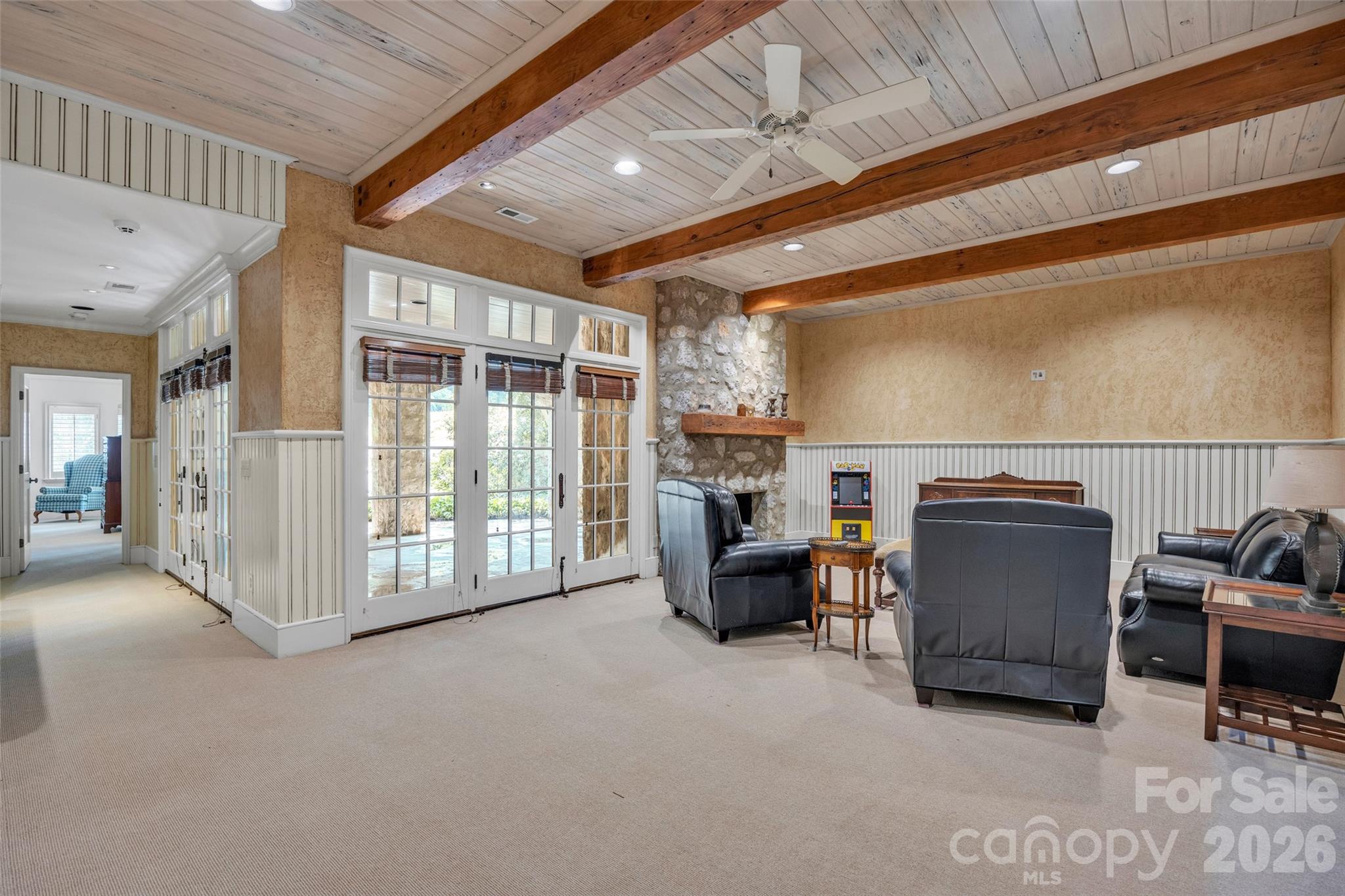 2214 La Maison Drive — Charlotte