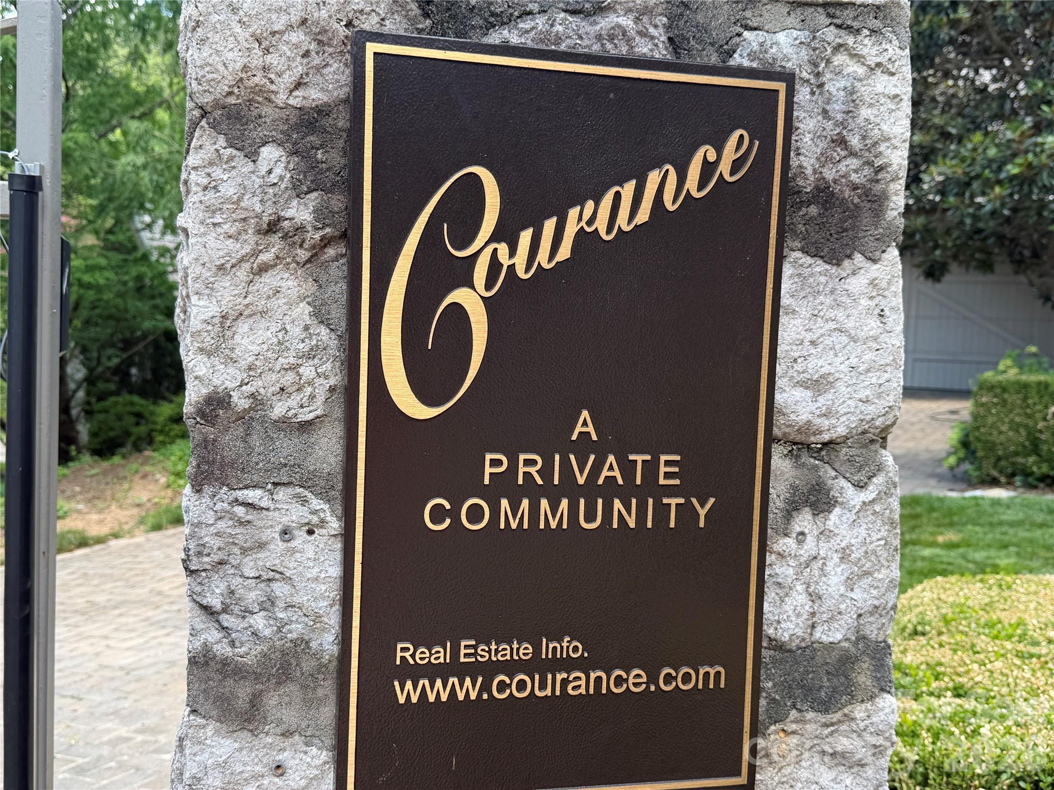 2214 La Maison Drive — Charlotte