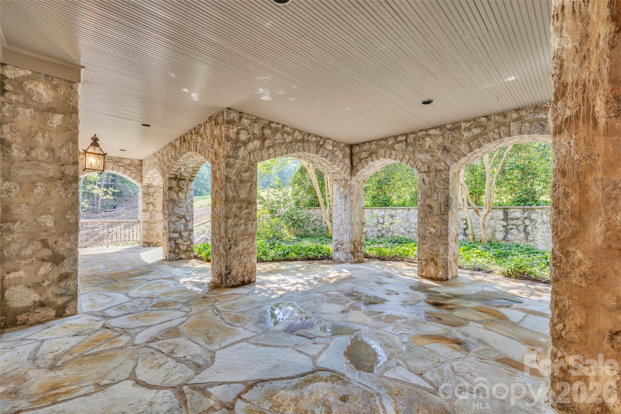 2214 La Maison Drive — Charlotte
