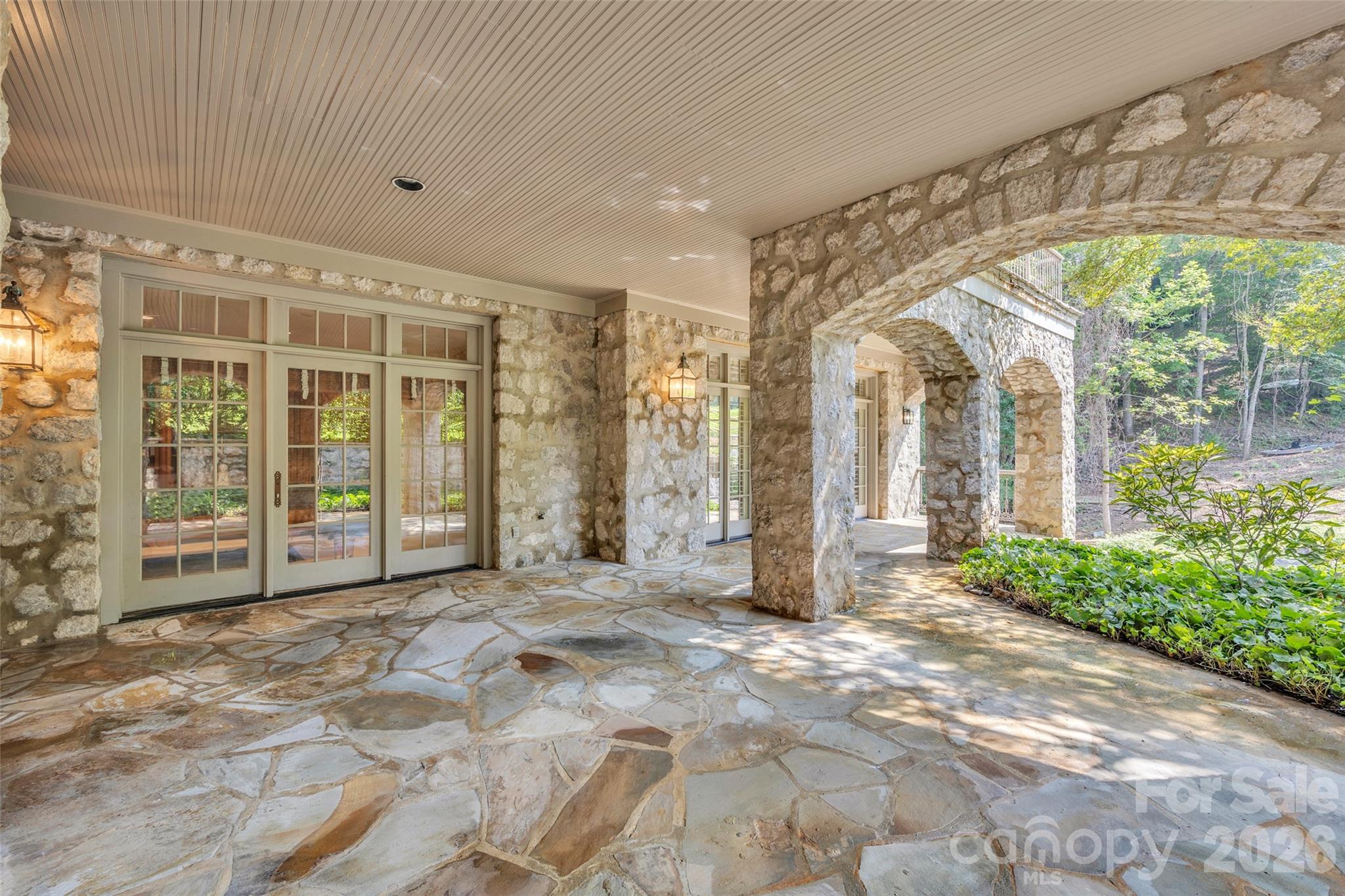 2214 La Maison Drive — Charlotte