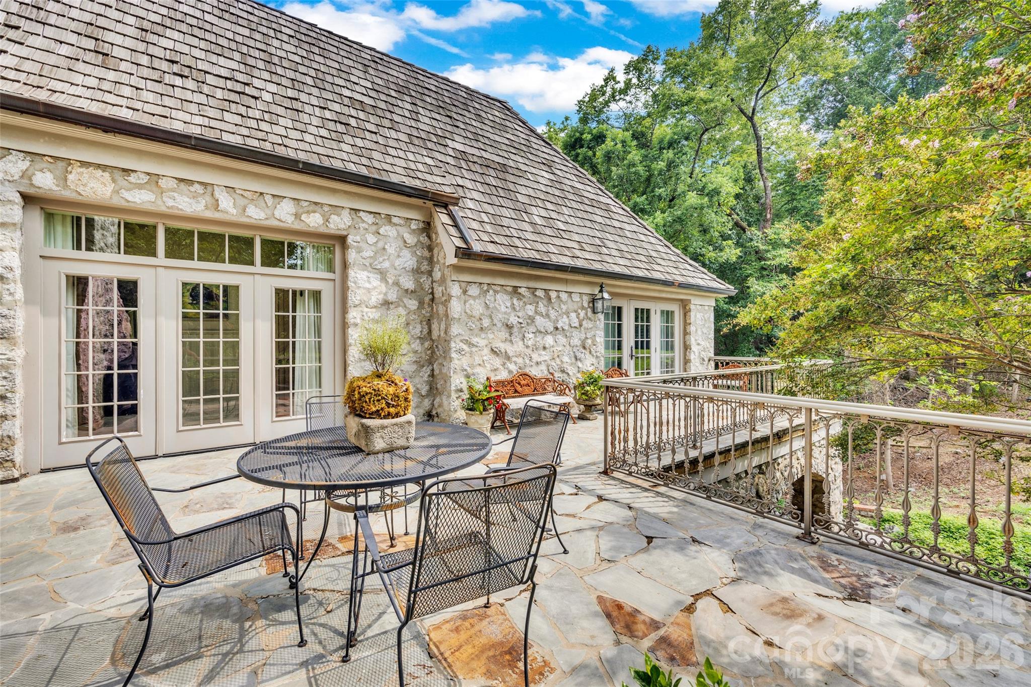 2214 La Maison Drive — Charlotte
