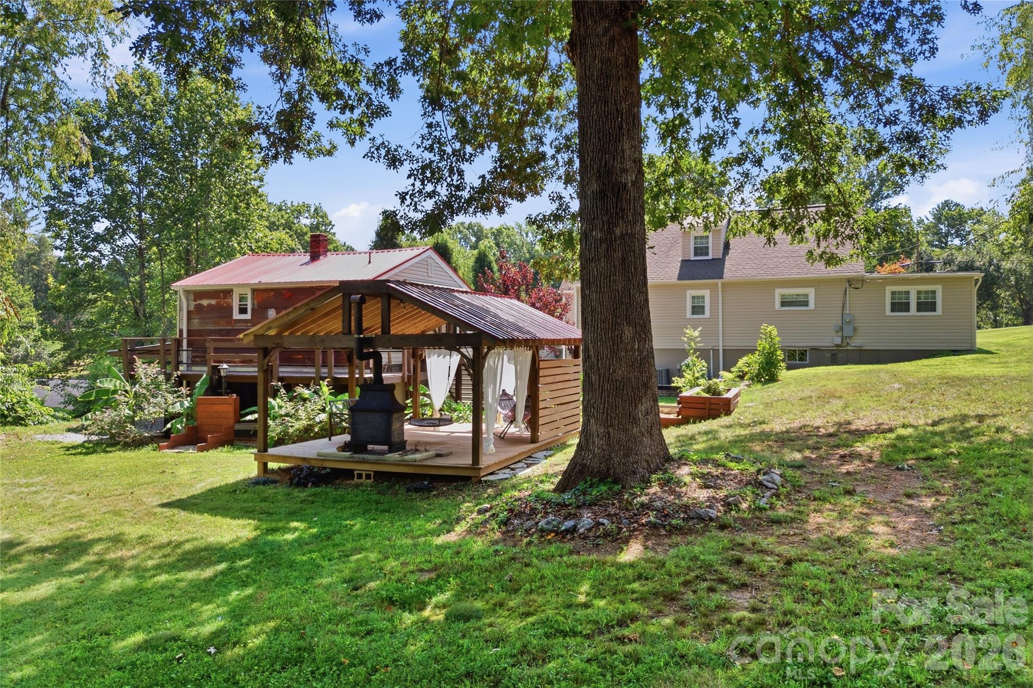 904 Bounous Street NW — Valdese