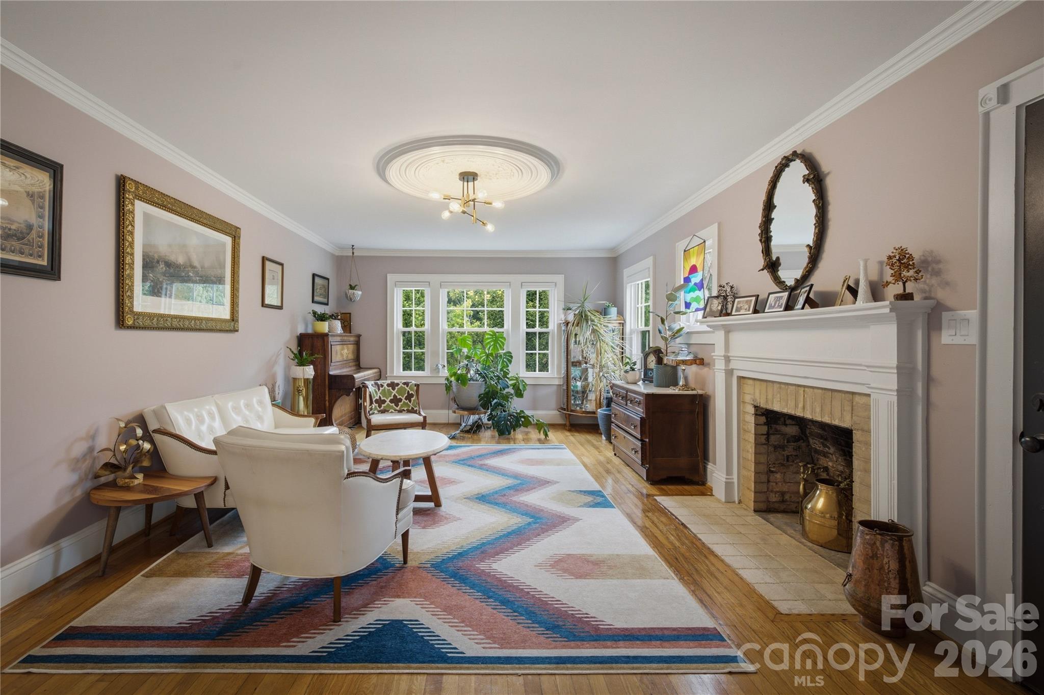 904 Bounous Street NW — Valdese