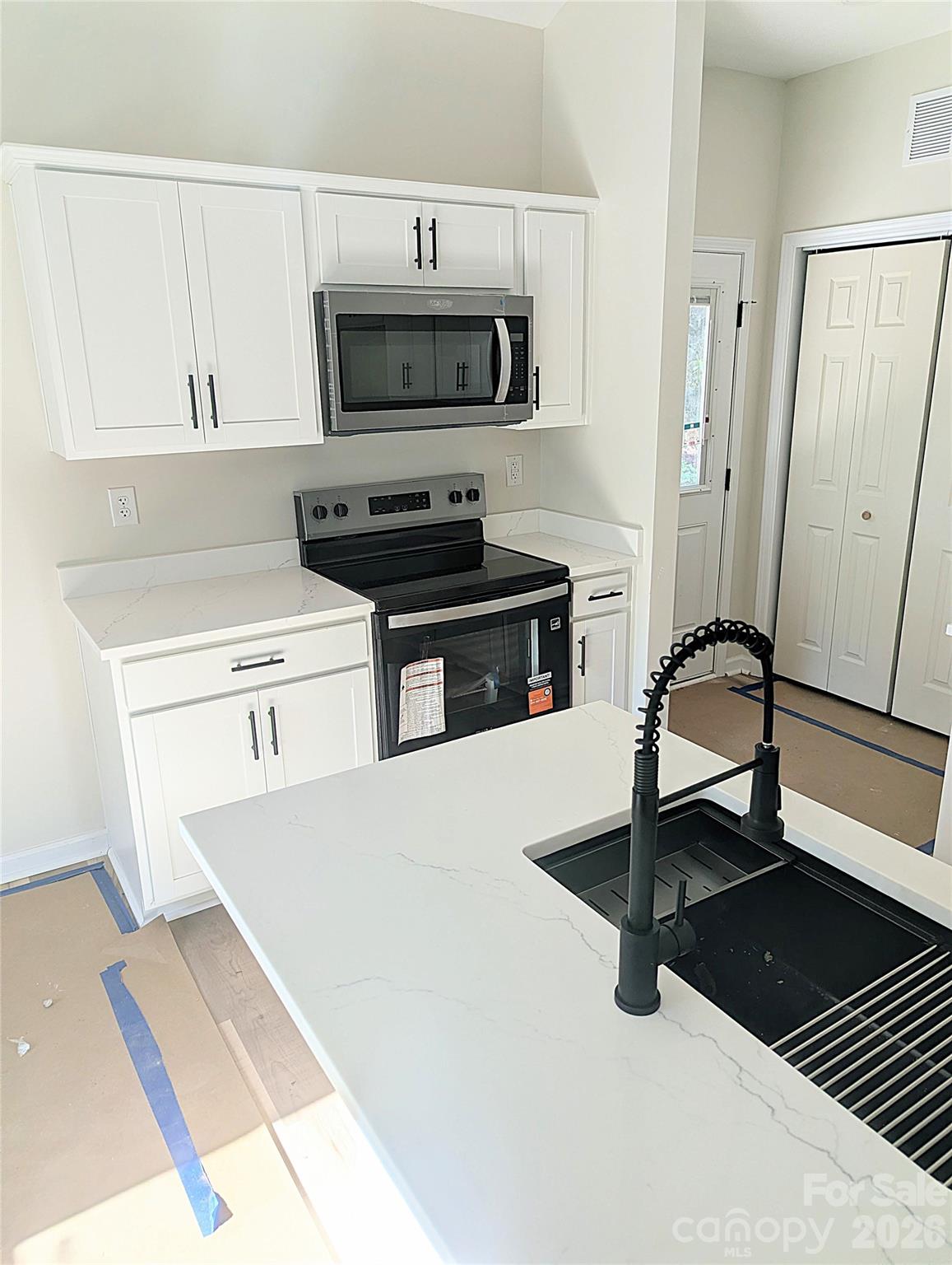 123 Kingswood Drive — Statesville