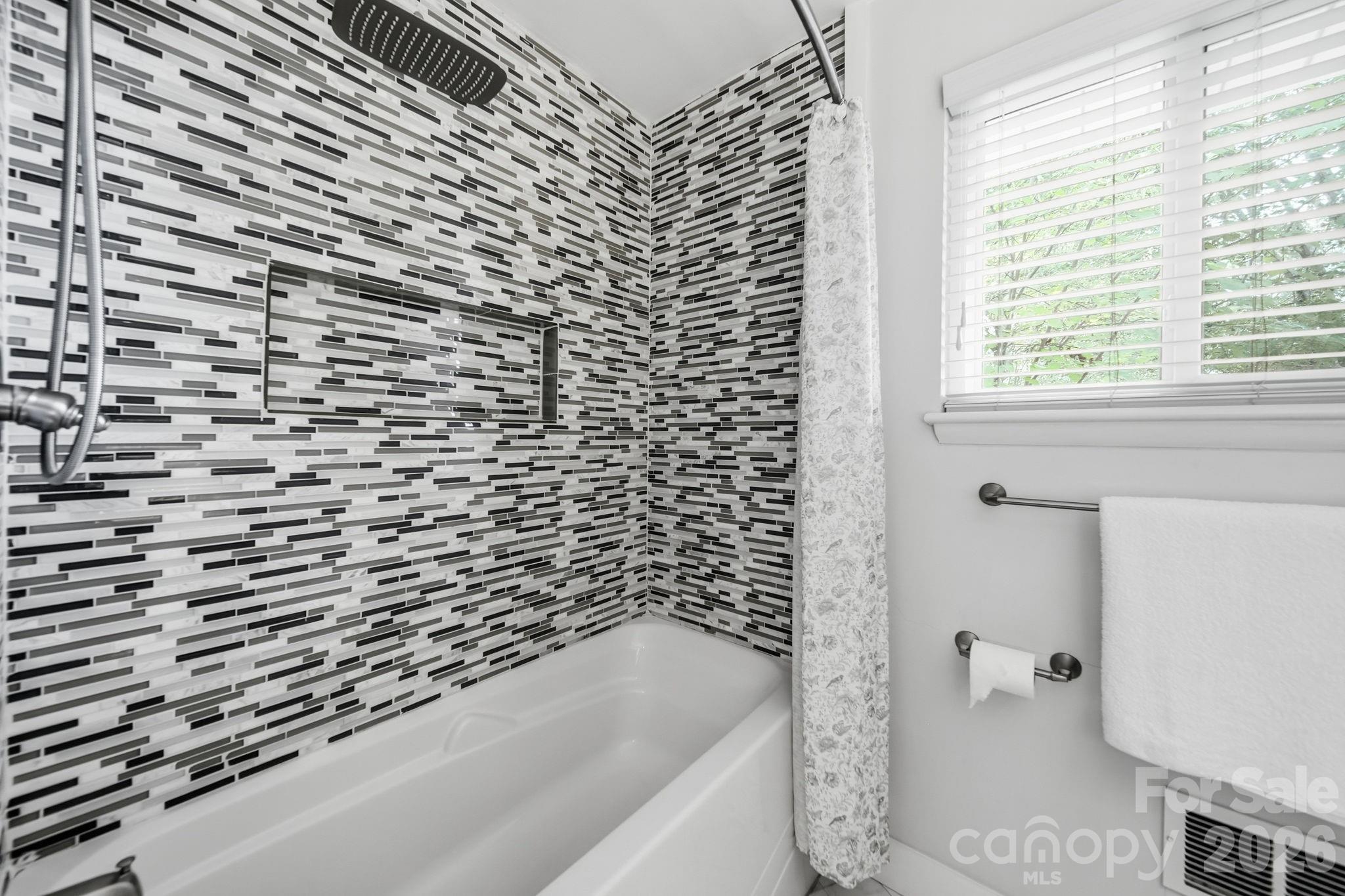 3836 Annlin Avenue — Charlotte