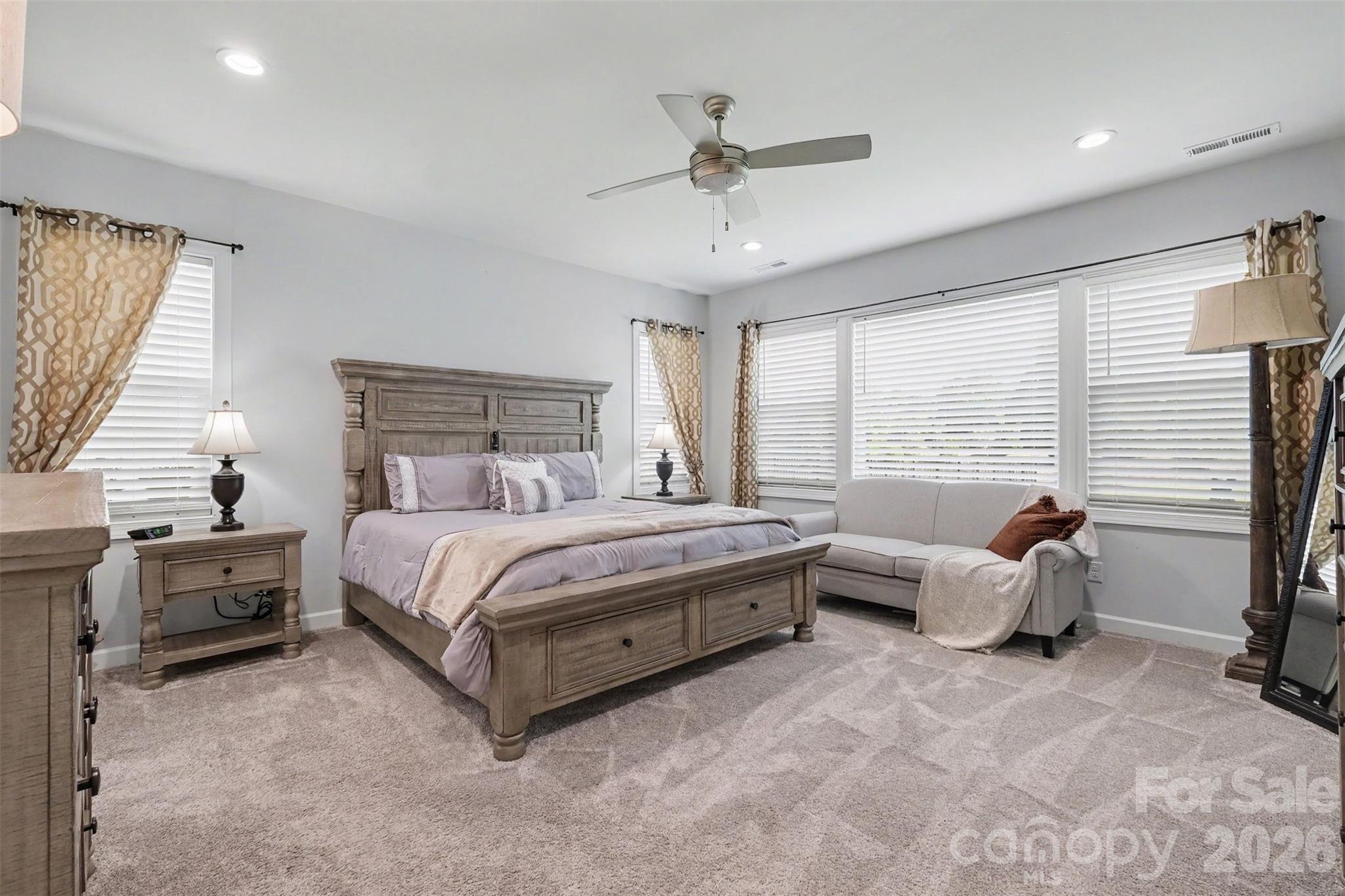 3826 Dahlia Drive — Harrisburg
