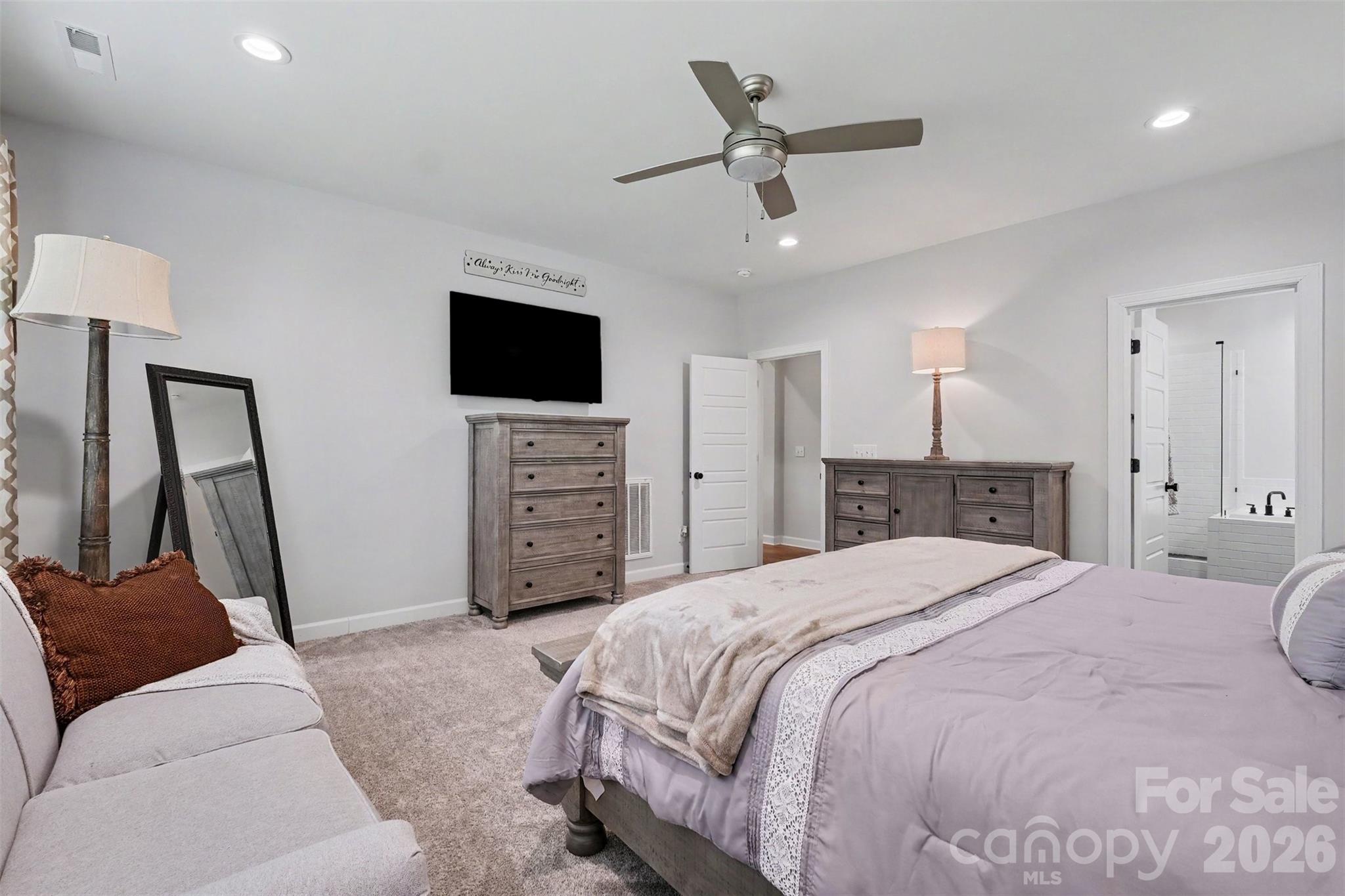 3826 Dahlia Drive — Harrisburg
