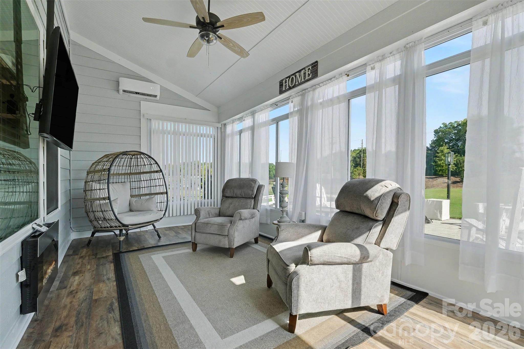 3826 Dahlia Drive — Harrisburg