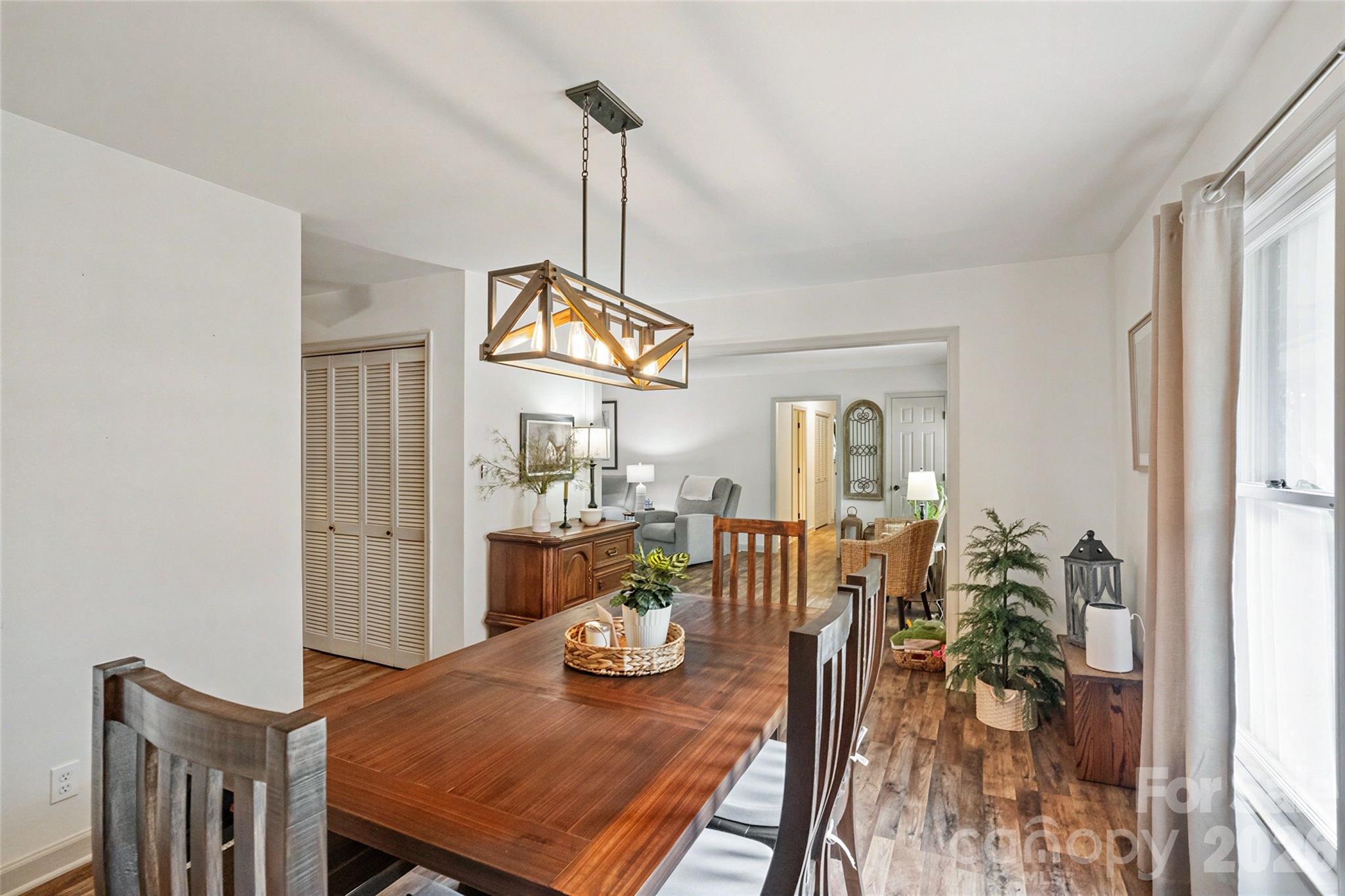 400 S Westover Drive — Monroe