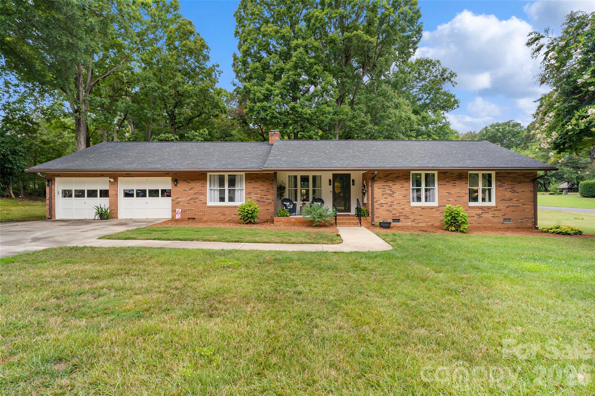 400 S Westover Drive — Monroe