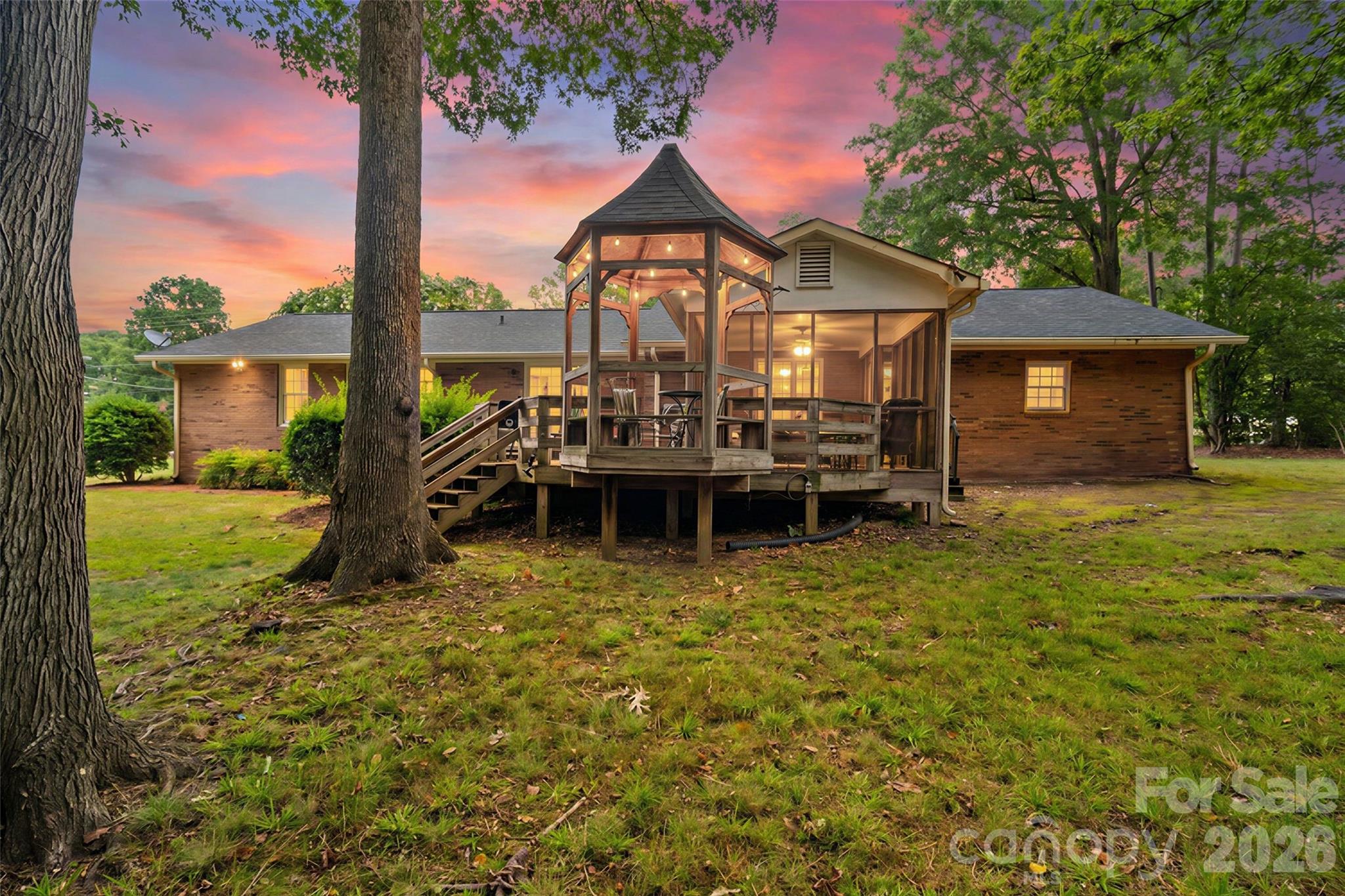400 S Westover Drive — Monroe