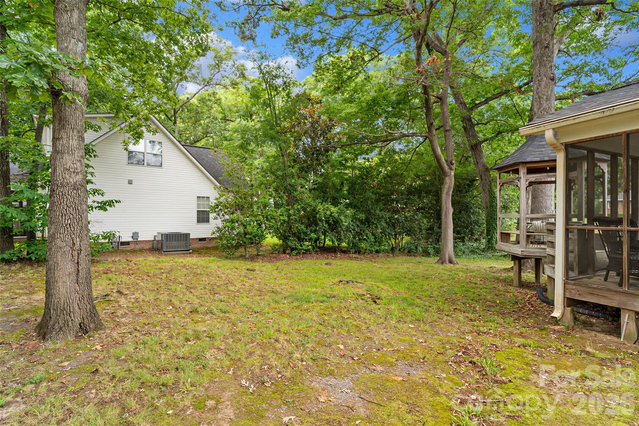 400 S Westover Drive — Monroe