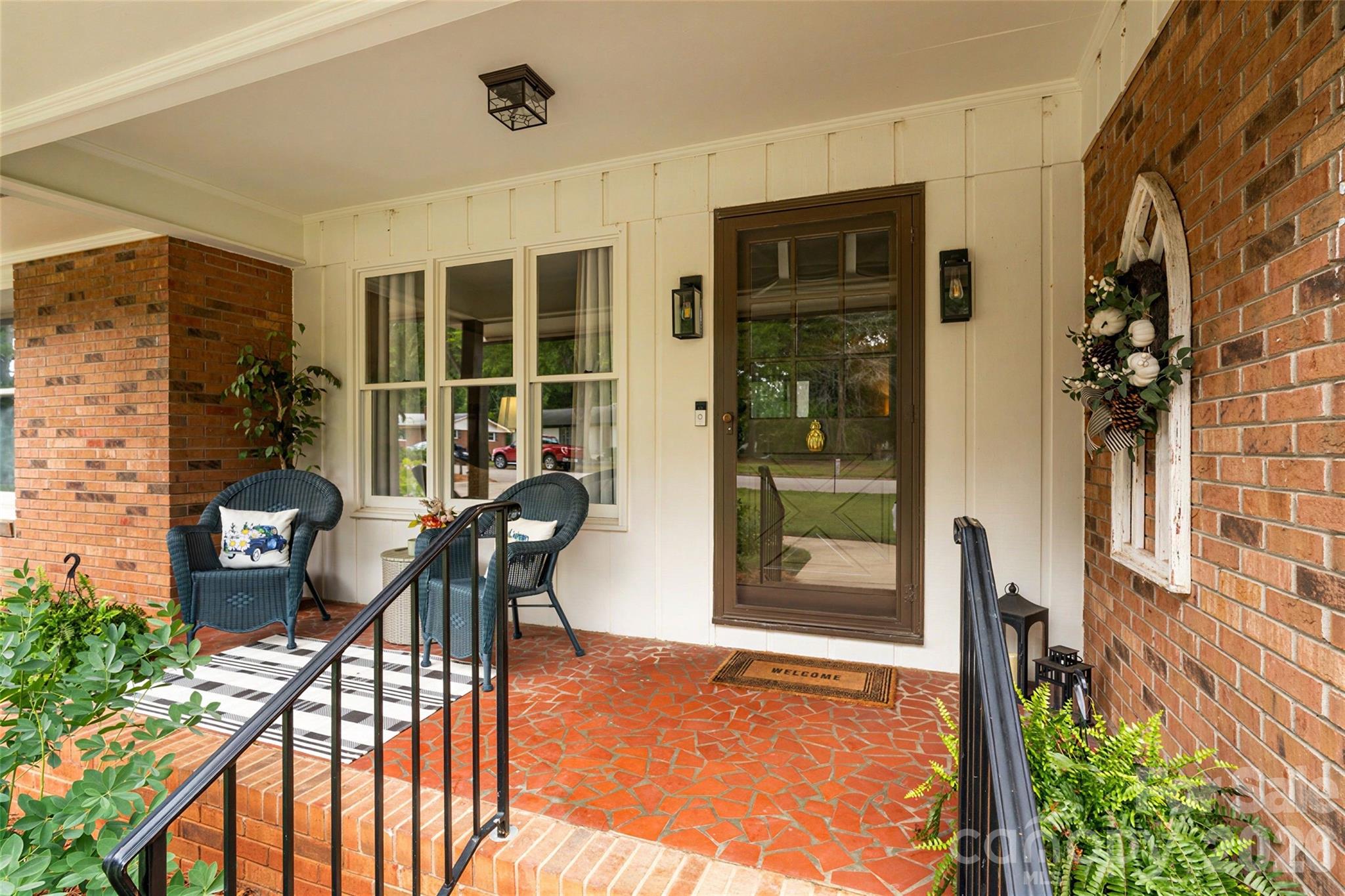 400 S Westover Drive — Monroe
