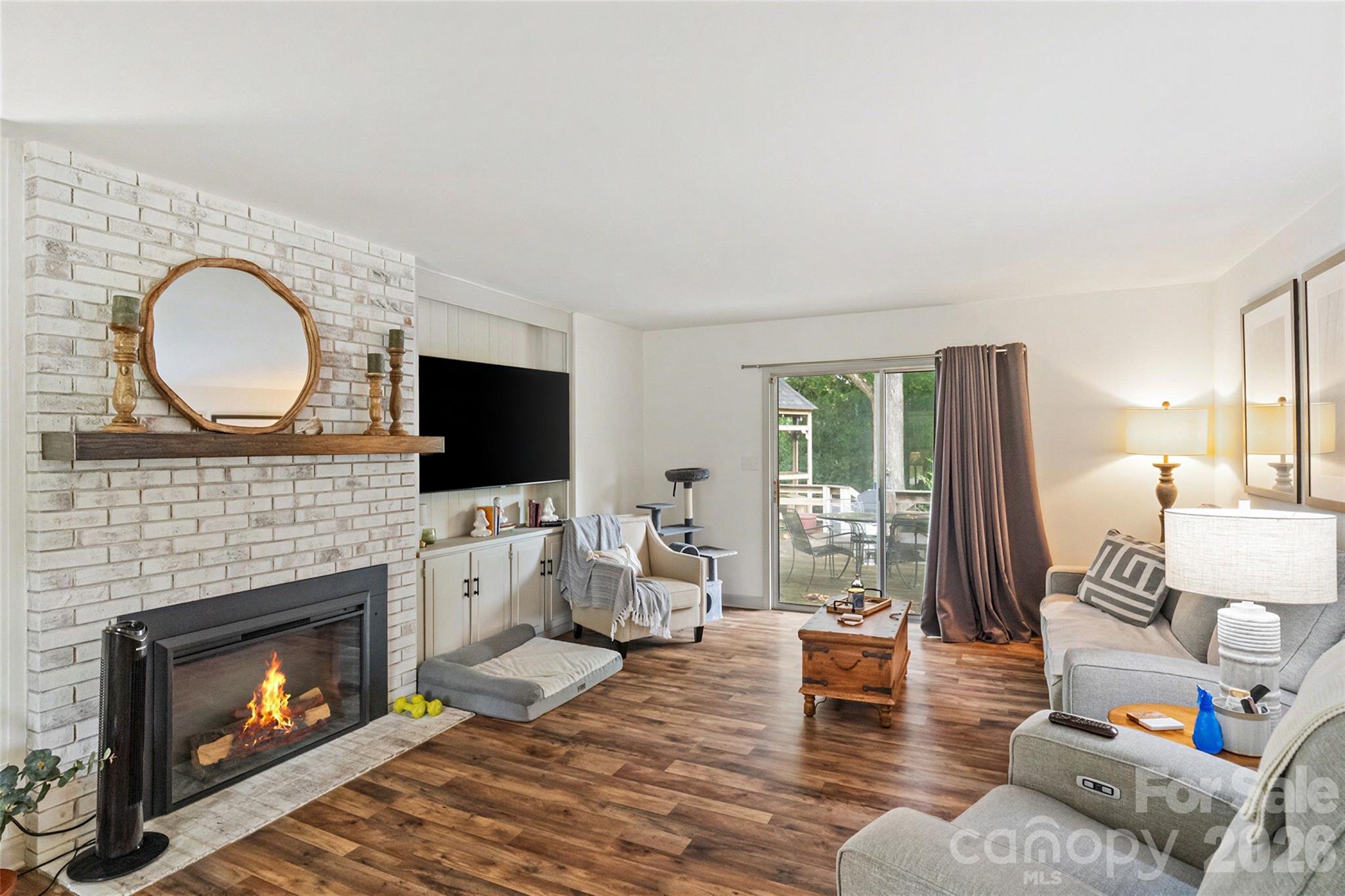 400 S Westover Drive — Monroe