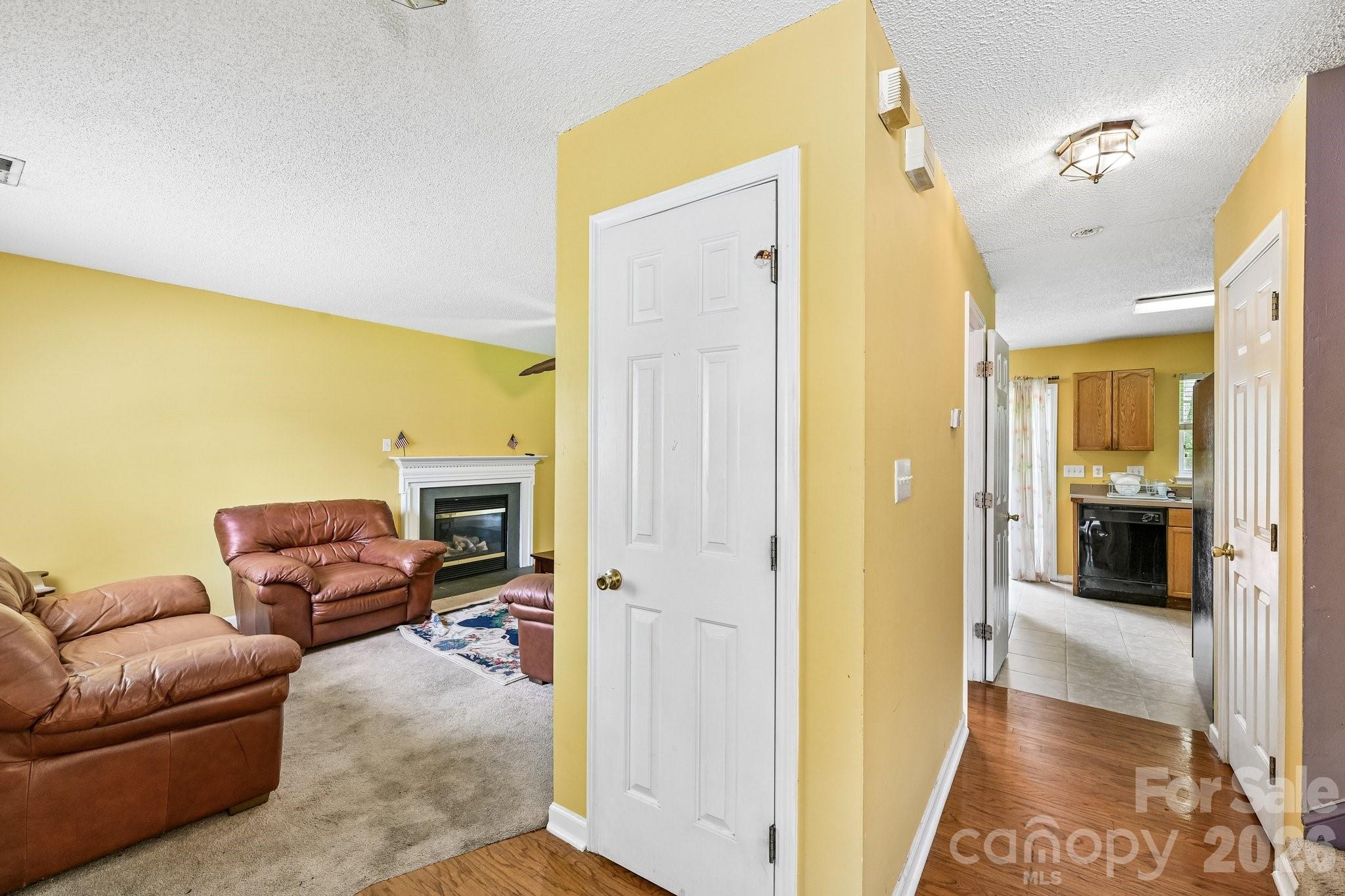 7329 Starvalley Drive — Charlotte