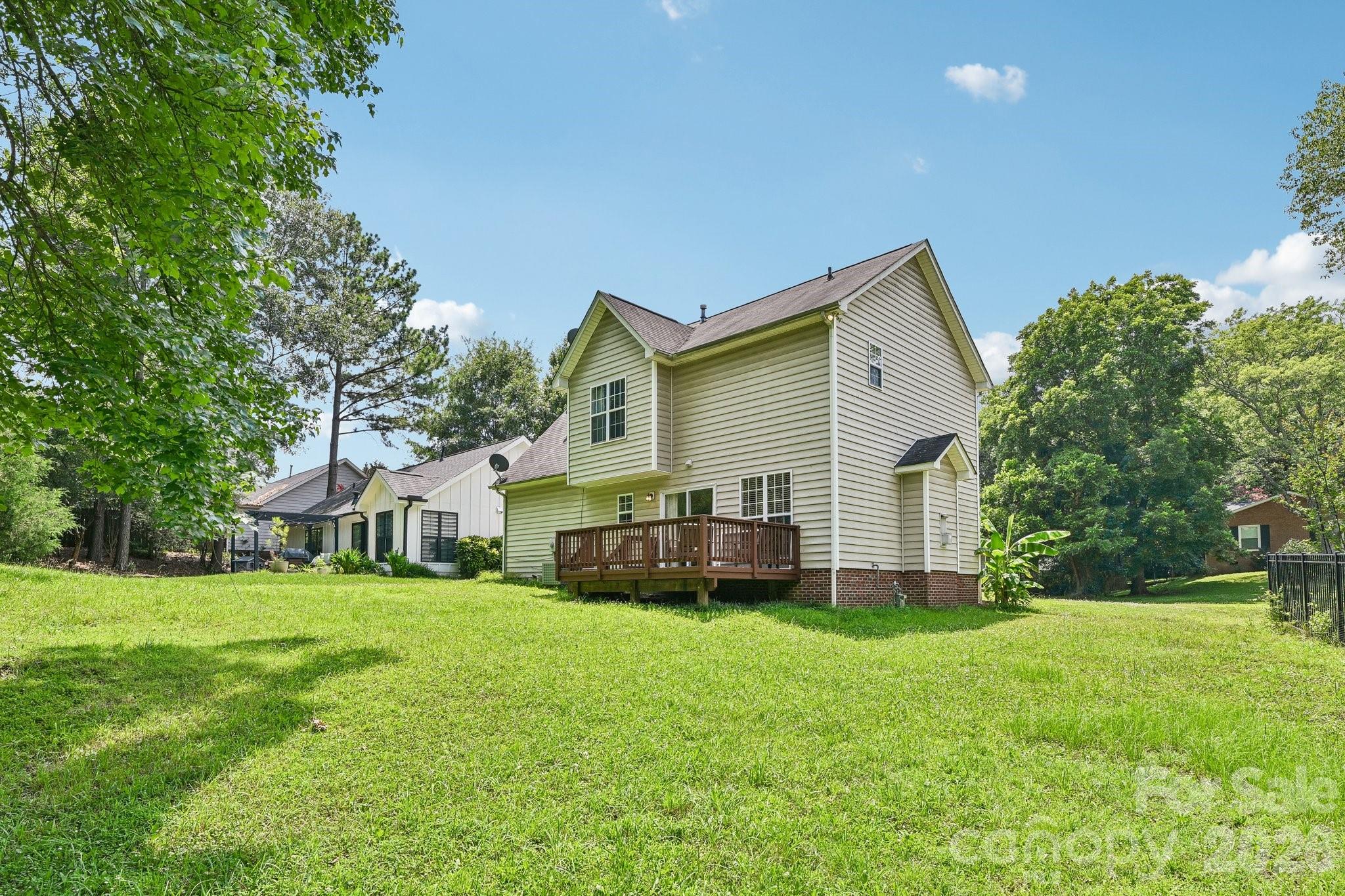 7329 Starvalley Drive — Charlotte