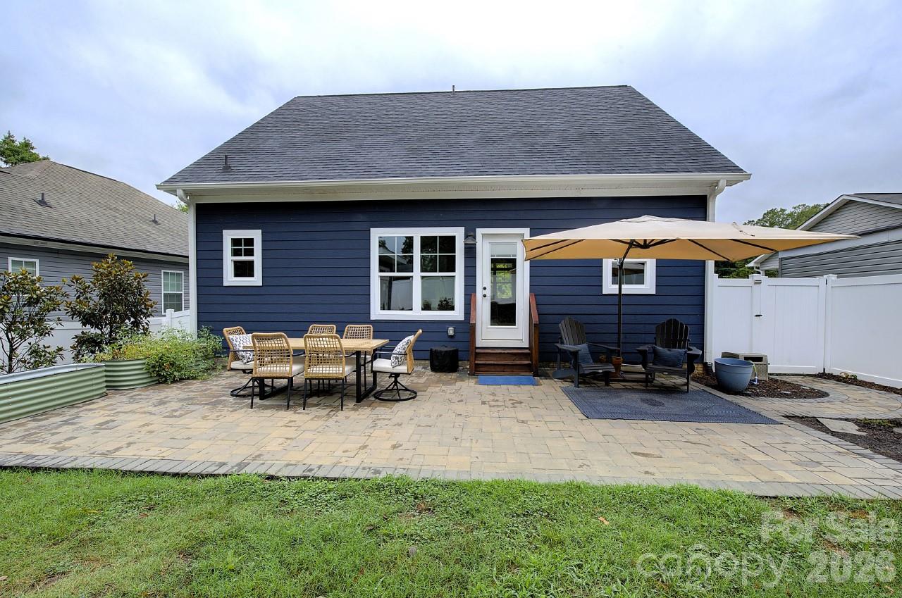 306 Clay Street — Belmont