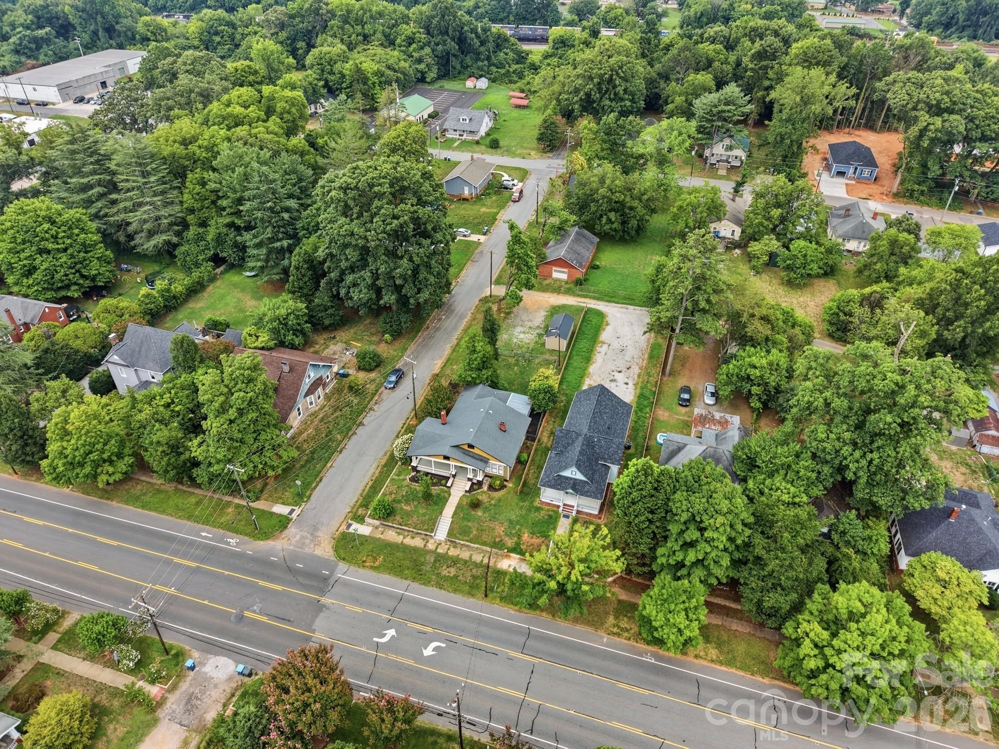 1627 N Main Street — Salisbury