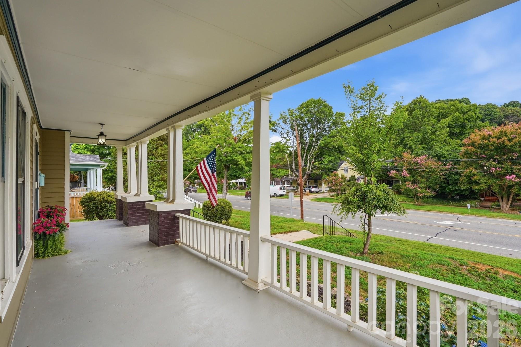 1627 N Main Street — Salisbury