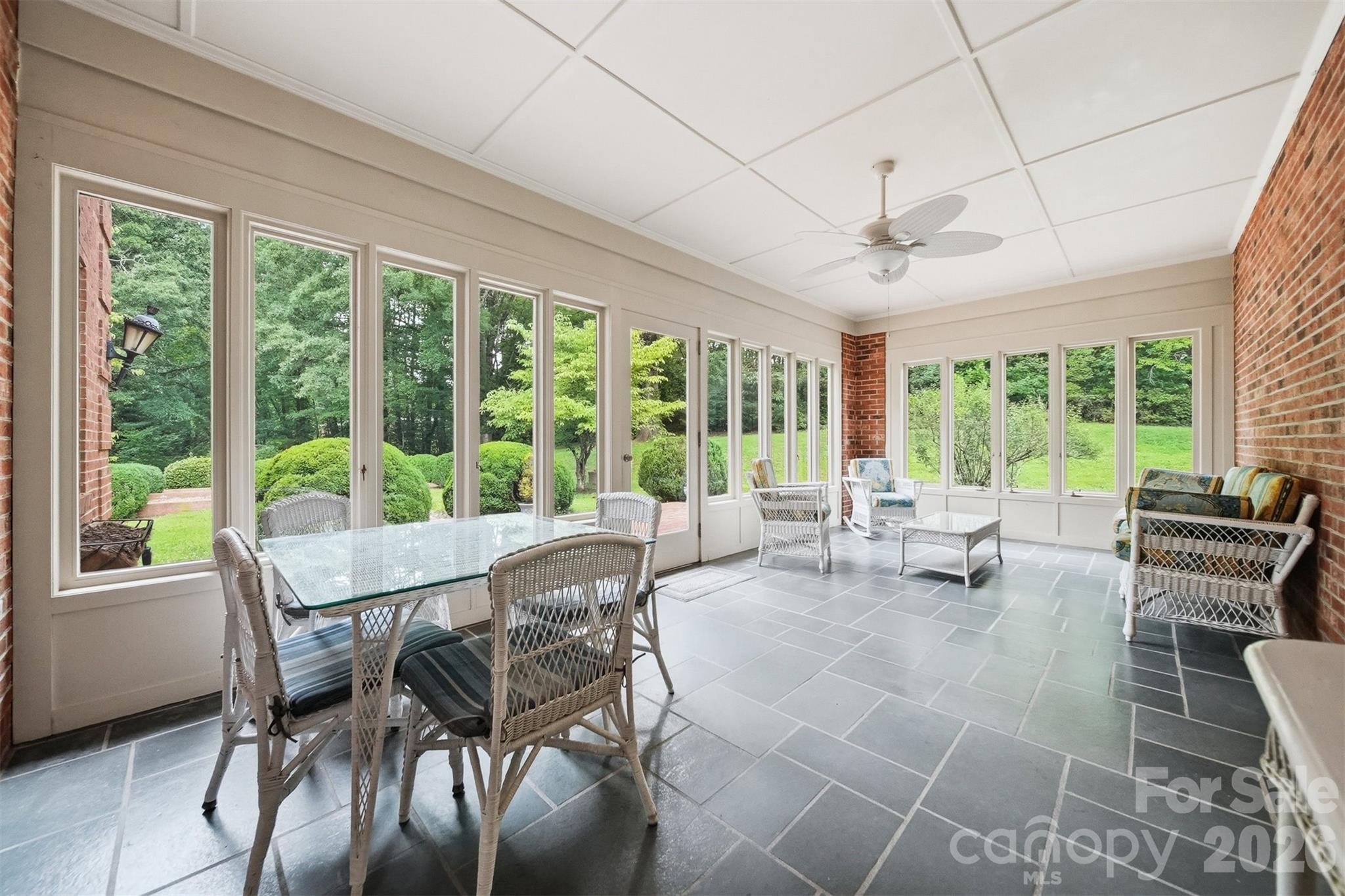 2373 Wilkesboro Boulevard — Lenoir