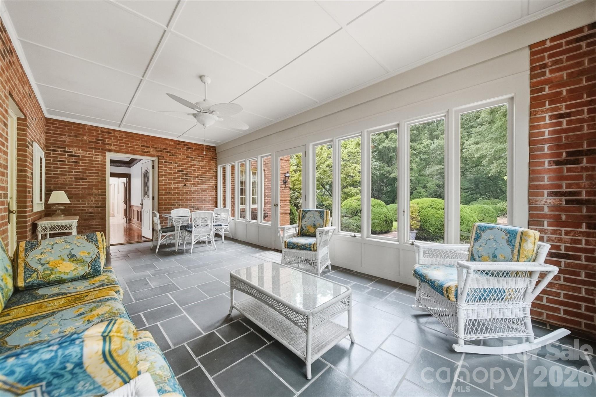 2373 Wilkesboro Boulevard — Lenoir