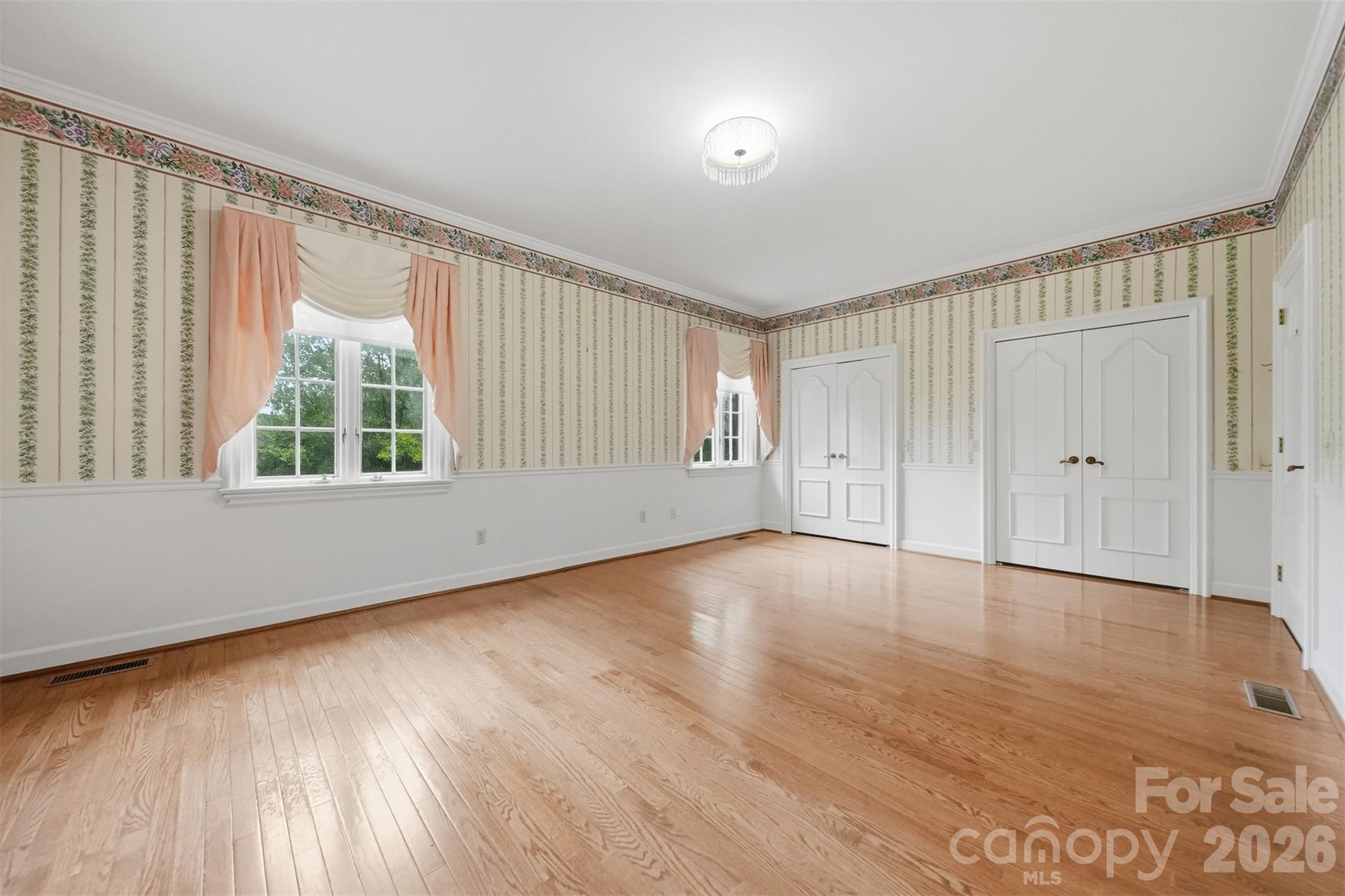 2373 Wilkesboro Boulevard — Lenoir