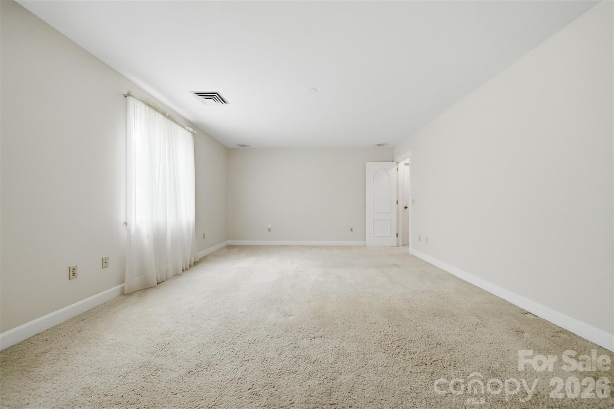 2373 Wilkesboro Boulevard — Lenoir
