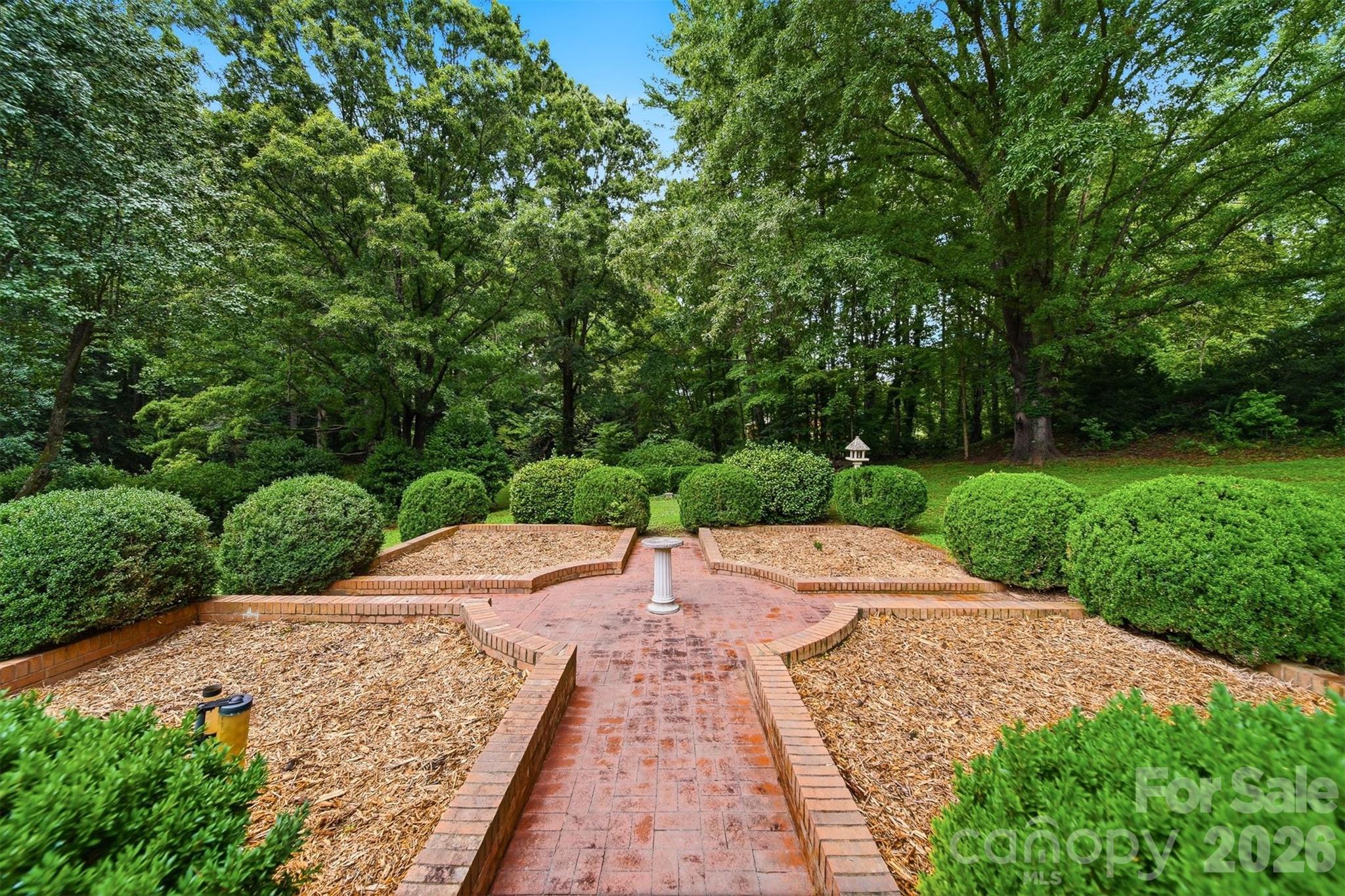 2373 Wilkesboro Boulevard — Lenoir