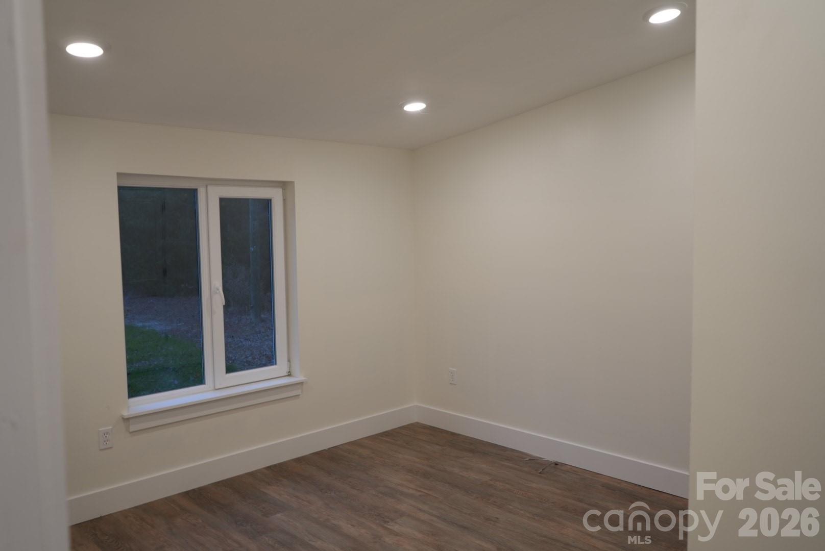3236 Daystar Road — Lancaster