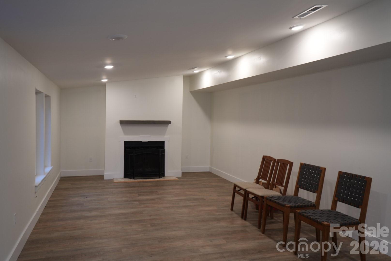 3236 Daystar Road — Lancaster