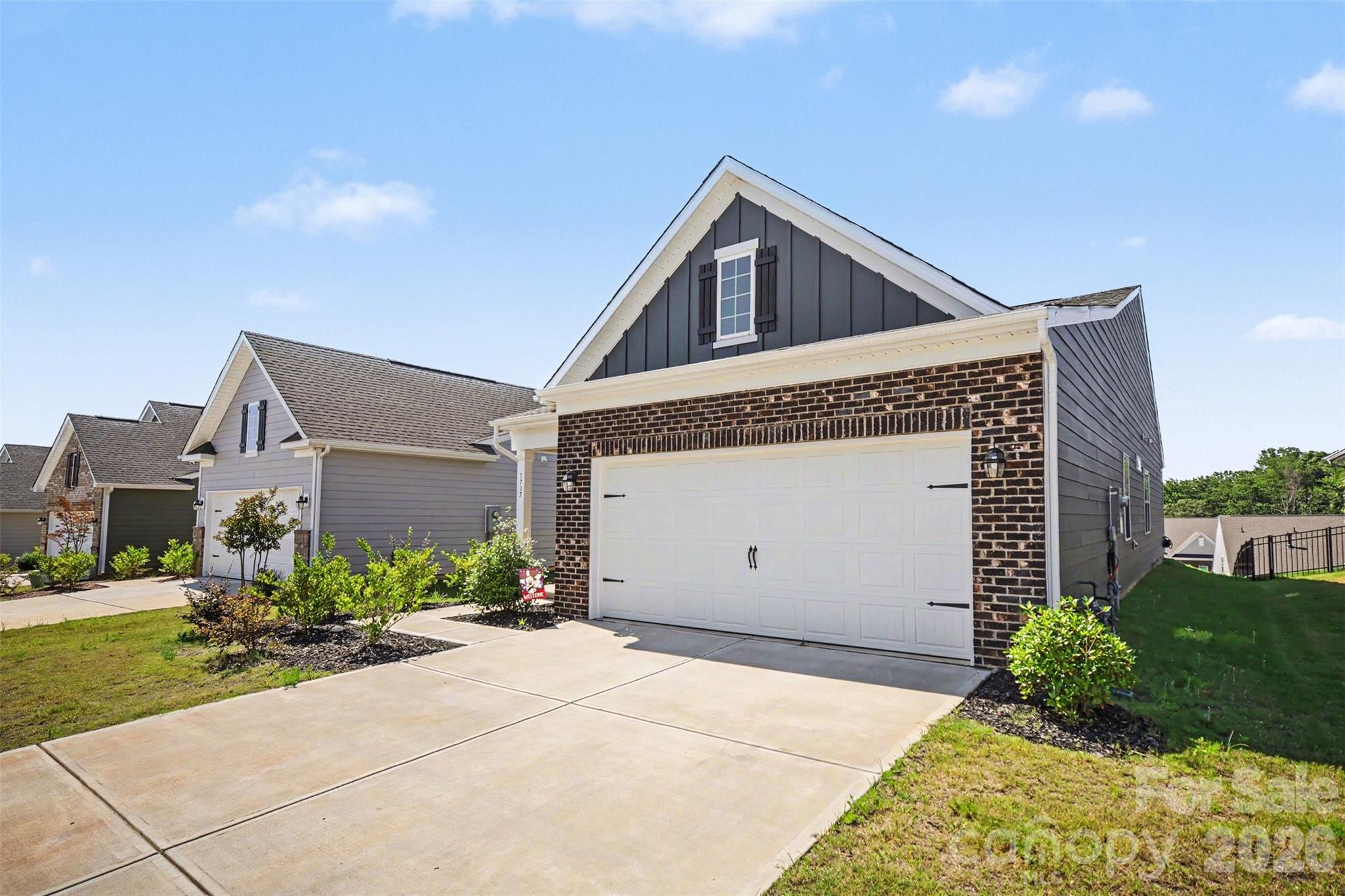 1737 Otter Perch Lane — Fort Mill