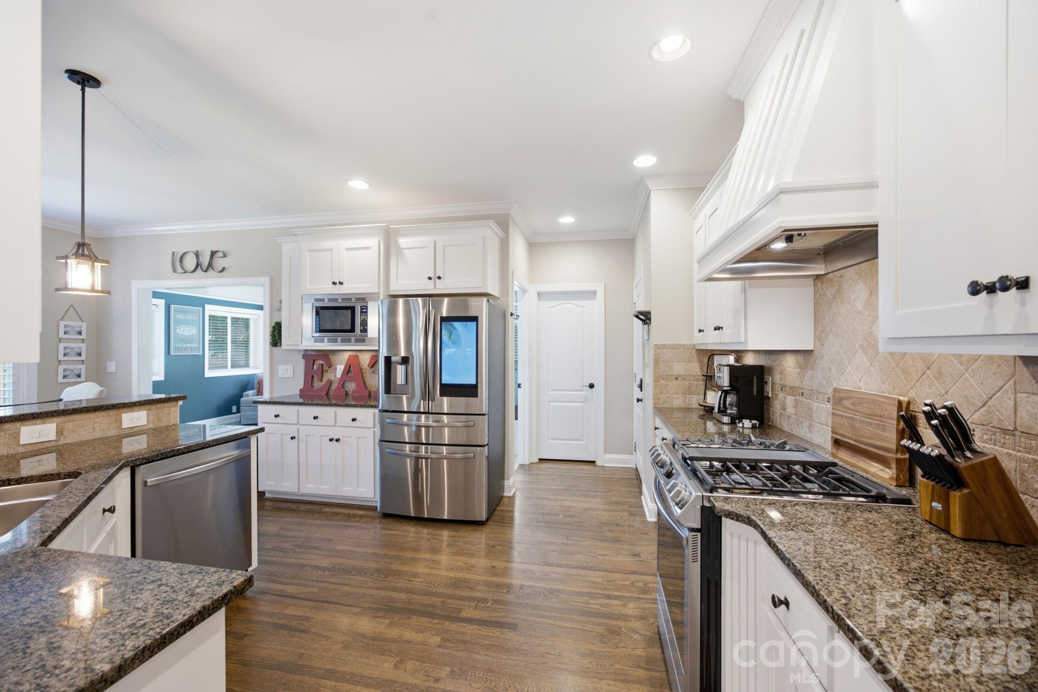 240 Silvercliff Drive — Mount Holly