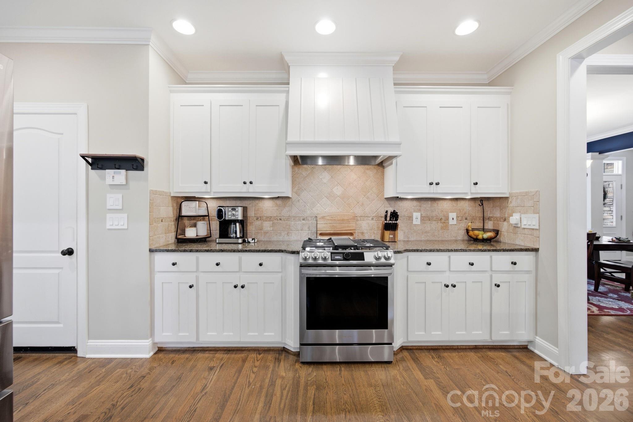 240 Silvercliff Drive — Mount Holly