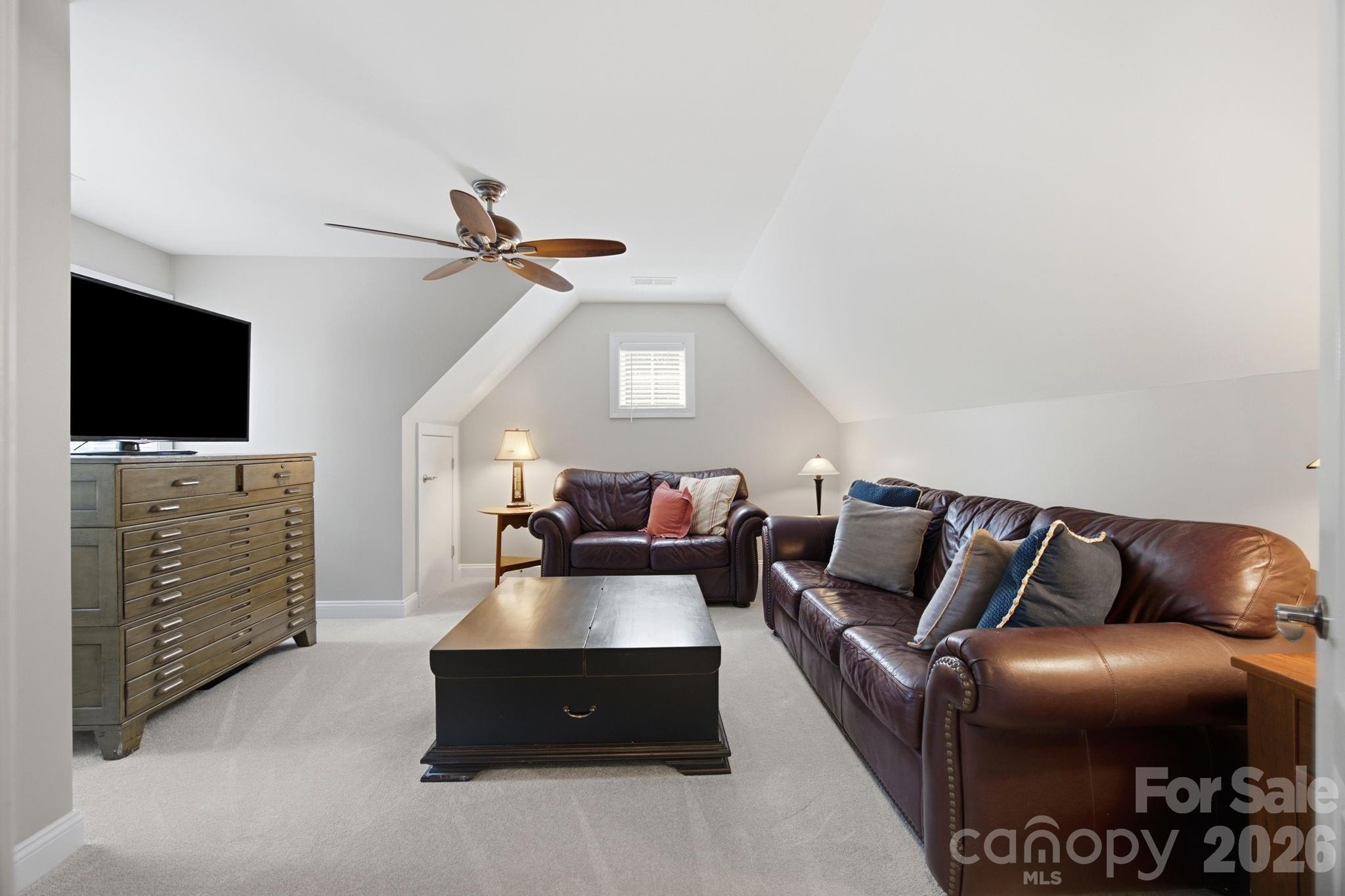 240 Silvercliff Drive — Mount Holly