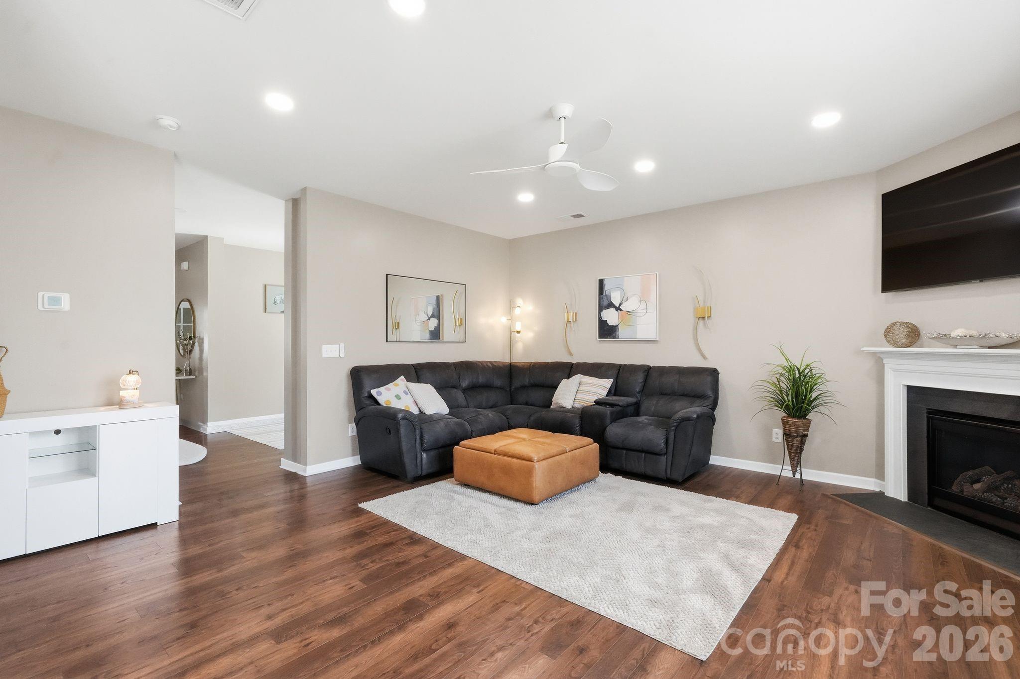 7572 Nolen Farm Drive — Gastonia