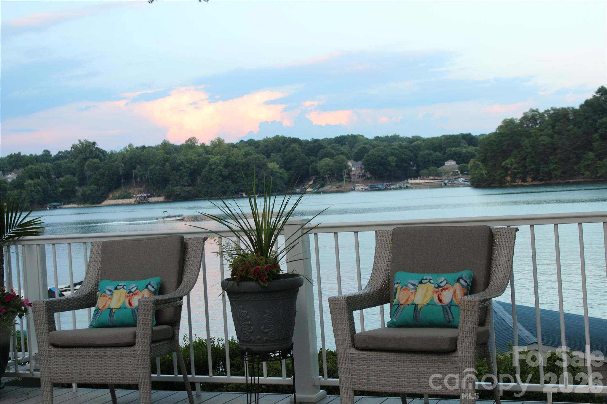 8470 Marina Lane — Catawba