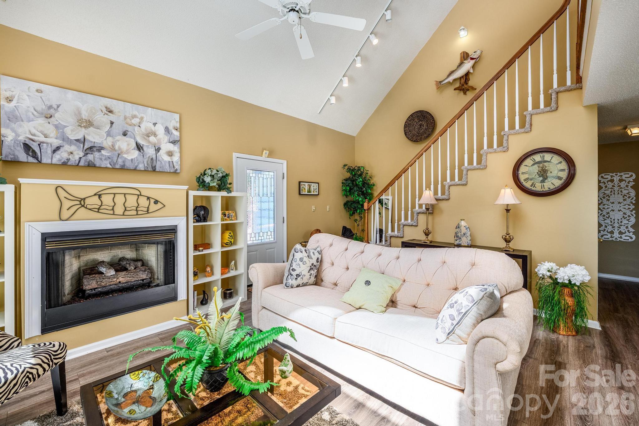 8470 Marina Lane — Catawba
