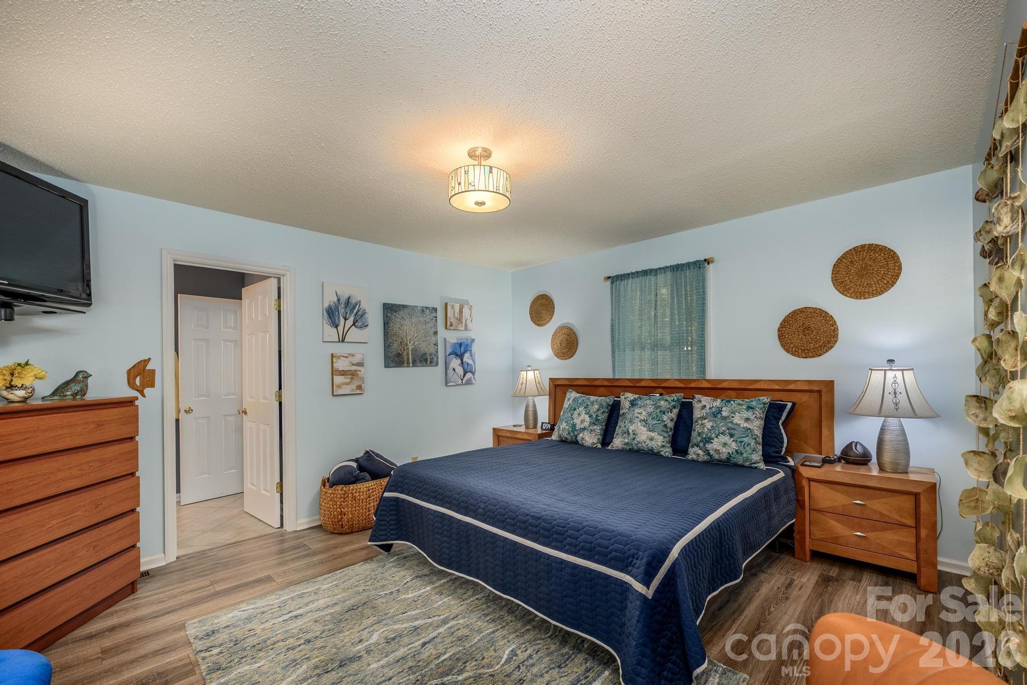 8470 Marina Lane — Catawba