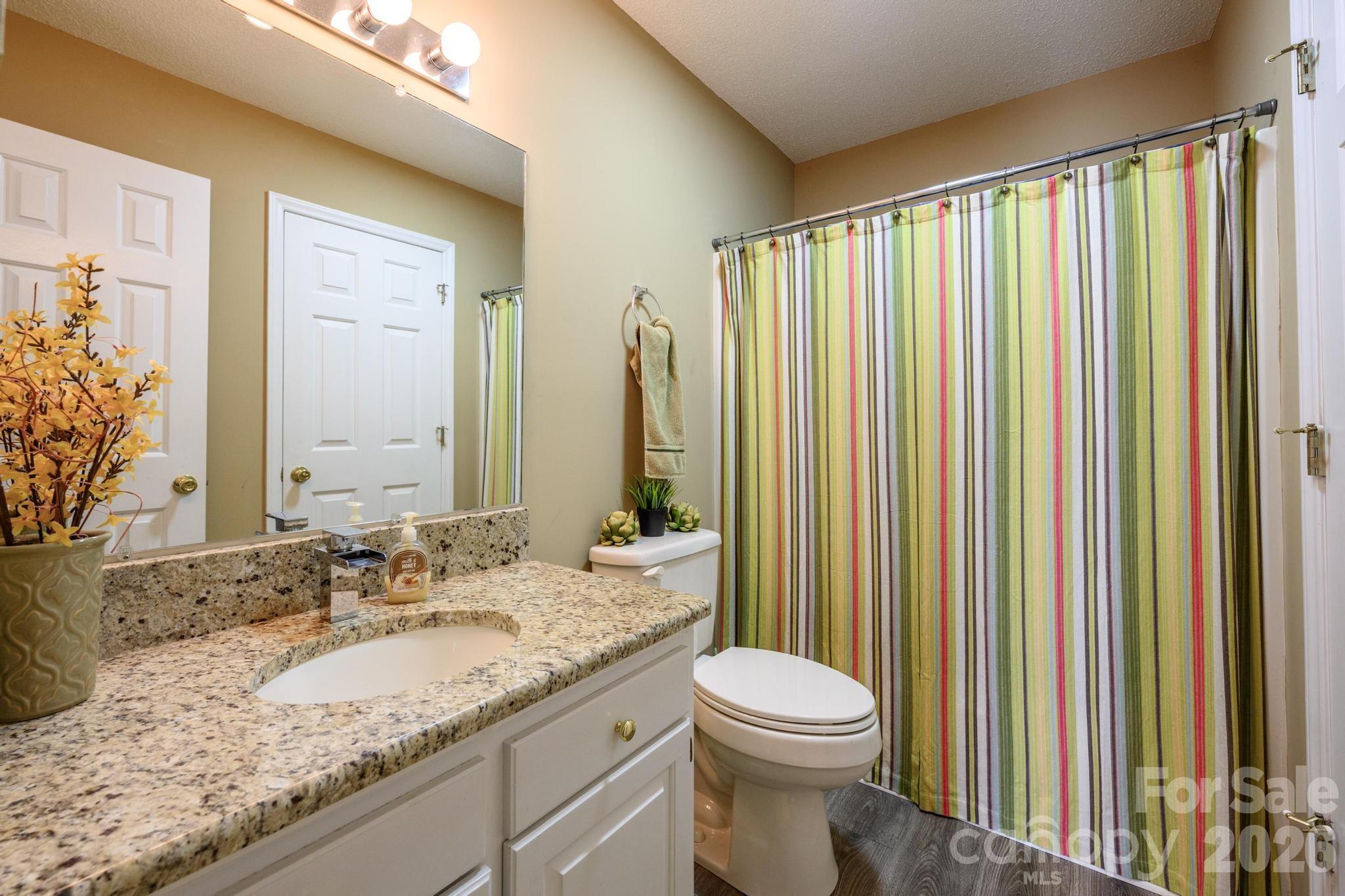 8470 Marina Lane — Catawba